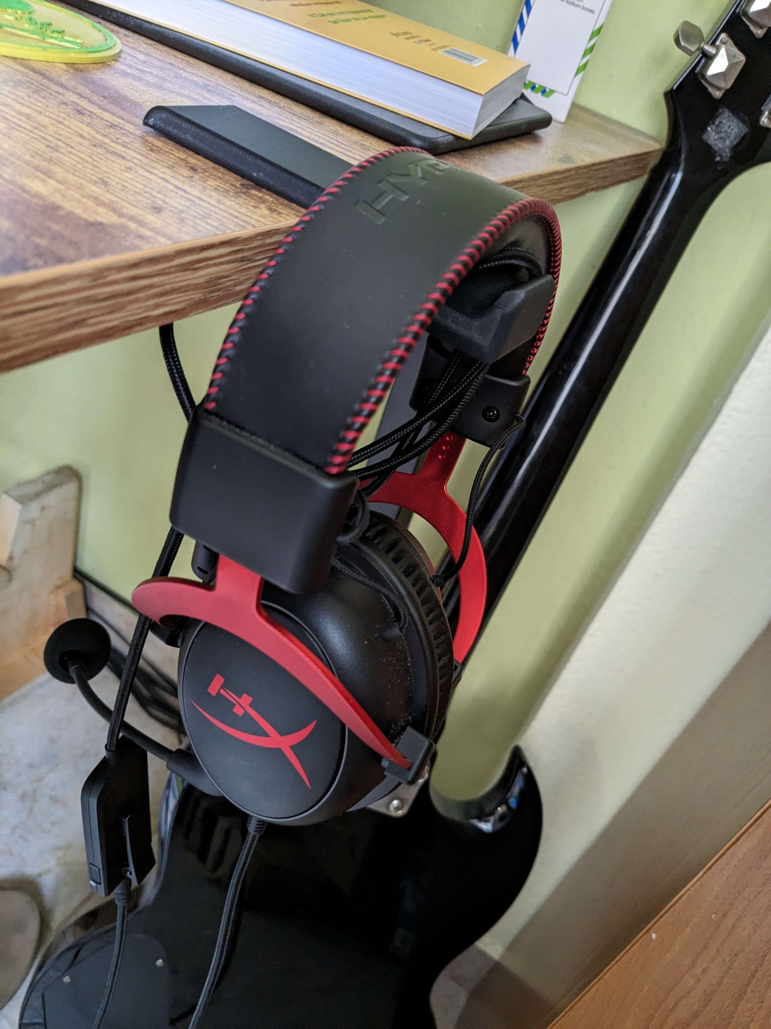 Giá đỡ tai nghe trượt cho bàn làm việc