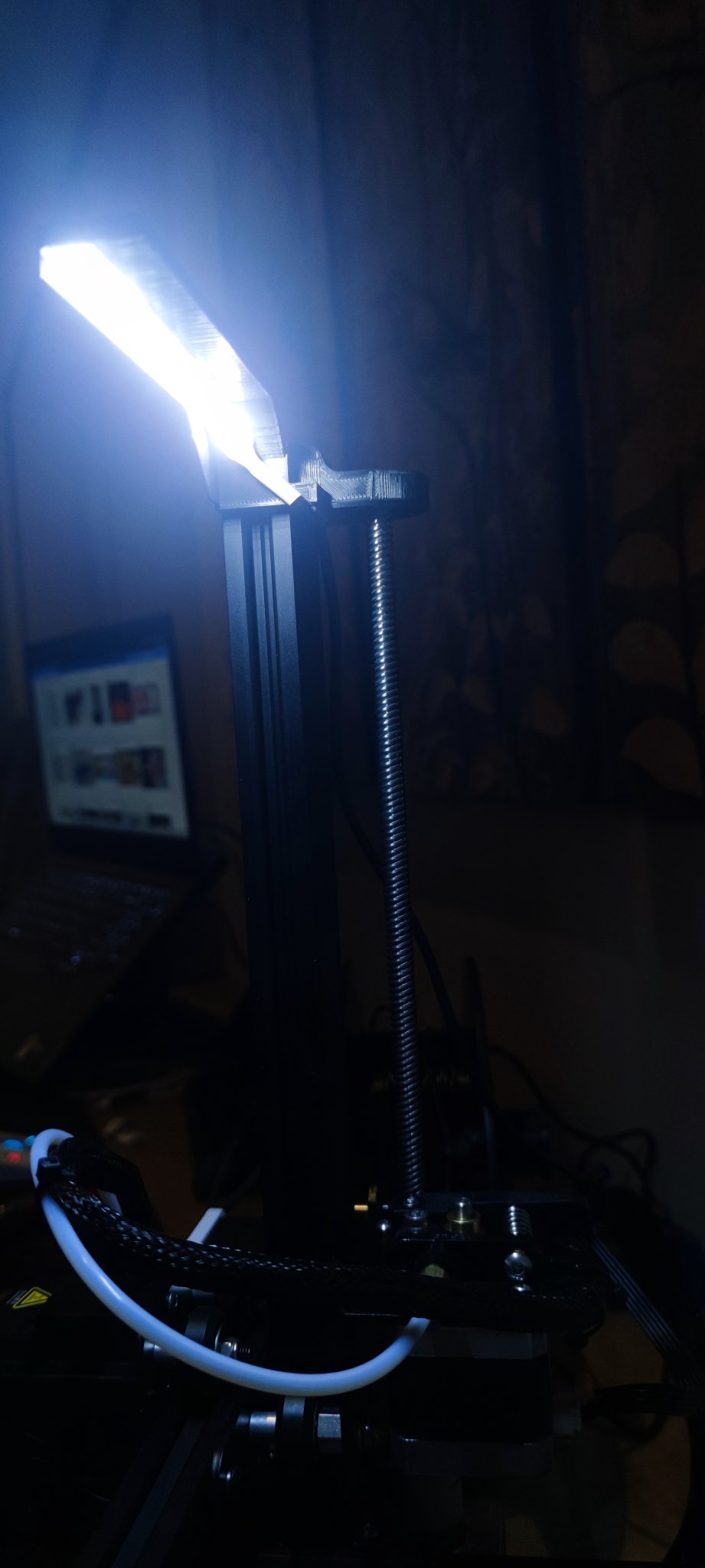 Mod thanh đèn Z-Axis cho Ender 2 Pro chống rung