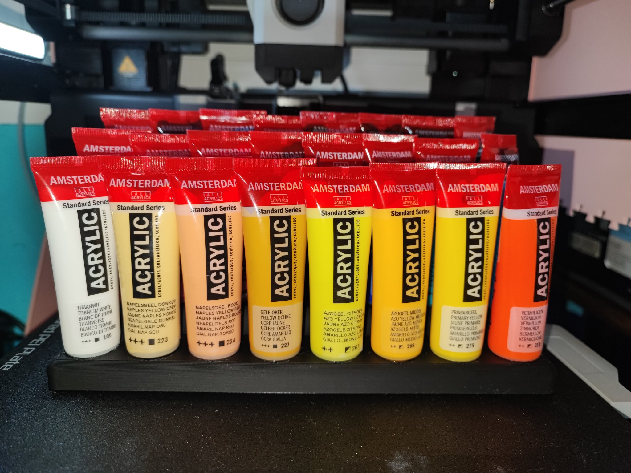 Giá đỡ màu acrylic Amsterdam cho 24 ống 20ml