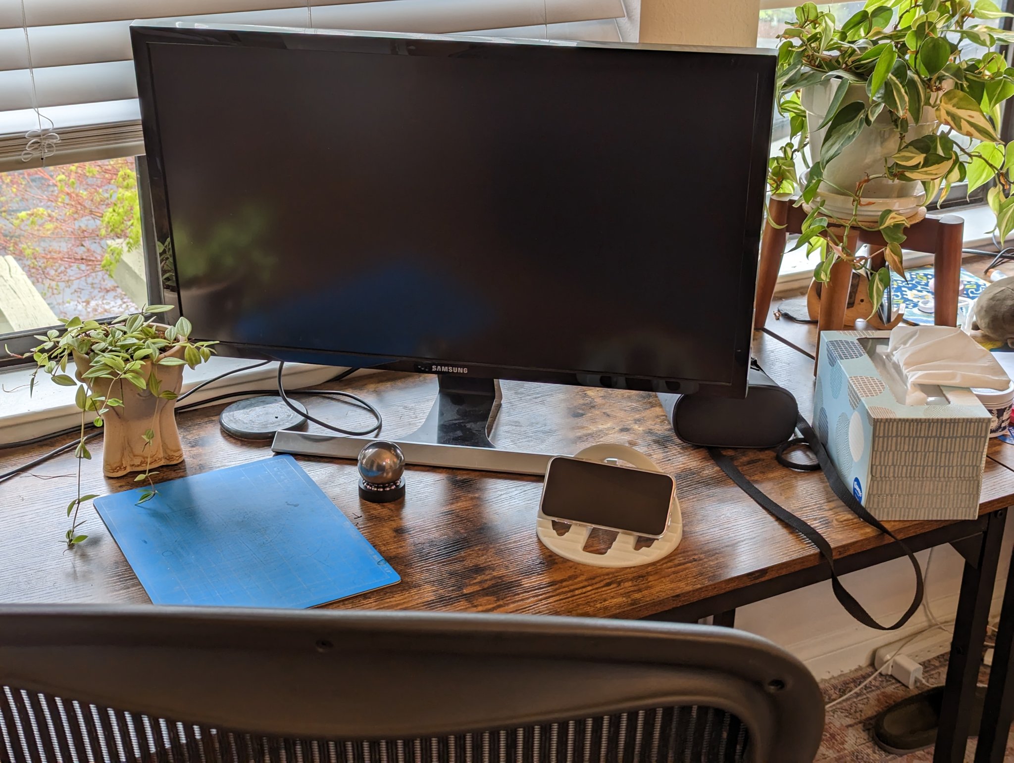 Giá đỡ điện thoại di động bằng vật liệu hữu cơ chắc ch...