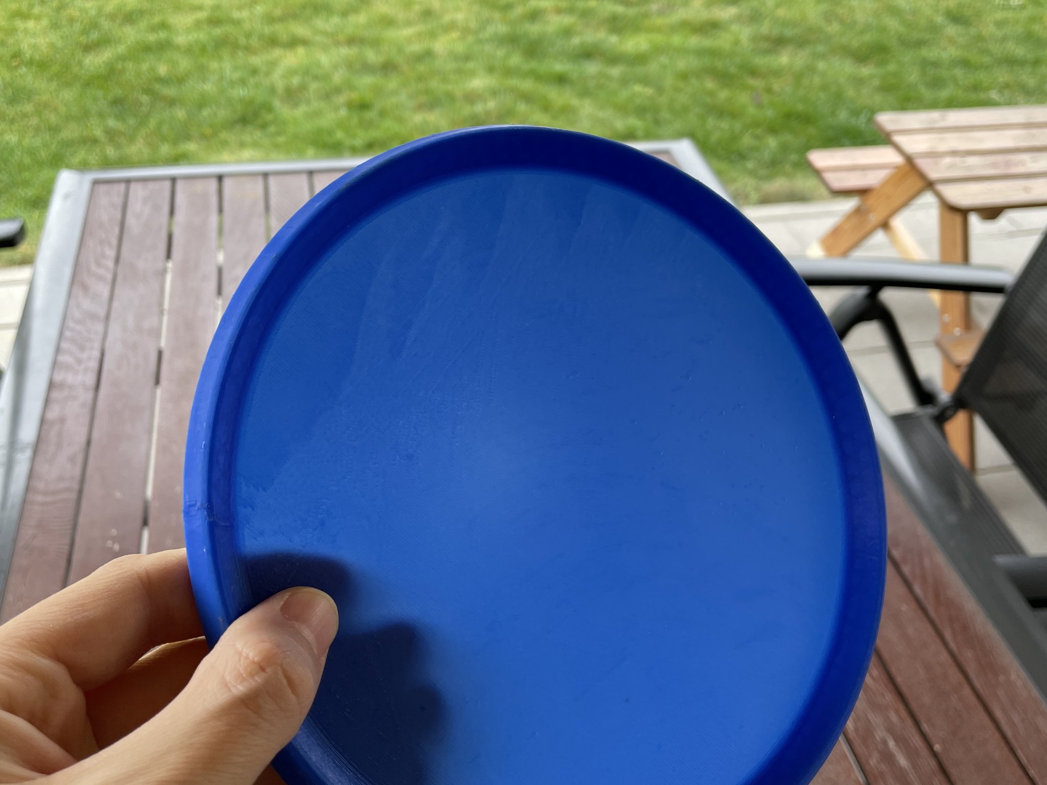 Frisbee nhẹ dễ bay cho trẻ em và người lớn