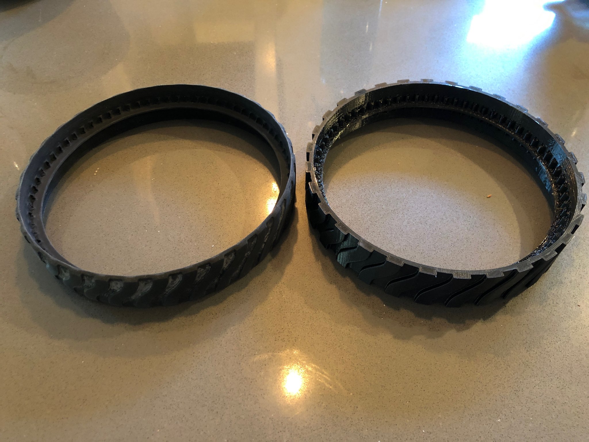 Bánh xe thay thế cho máy vệ sinh hồ bơi Zodiac