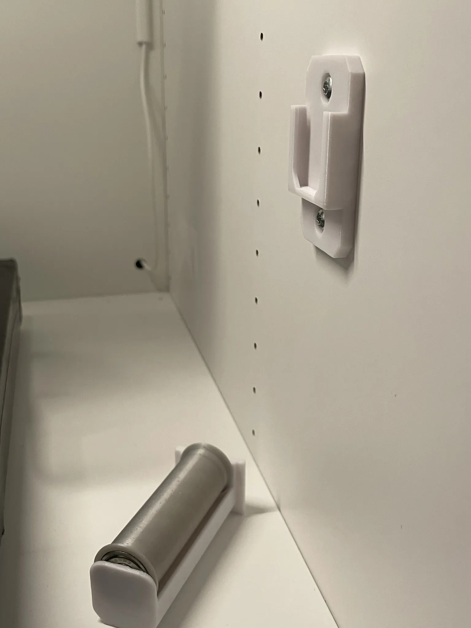 Giá đỡ cuộn filament treo tường gọn nhẹ và tháo rời