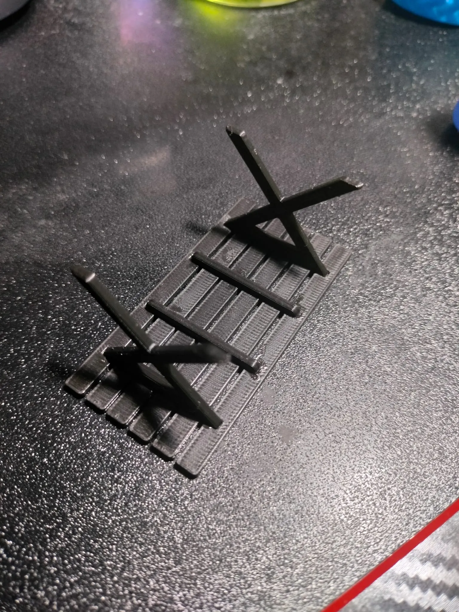 Mô hình bàn gỗ ngoài trời thu nhỏ dễ lắp ráp