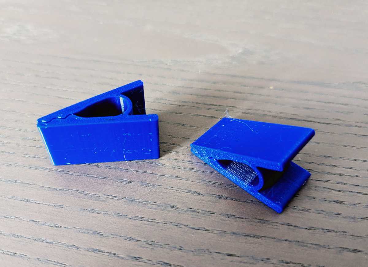 Cụ kẹp giấy mini cho dây treo ảnh