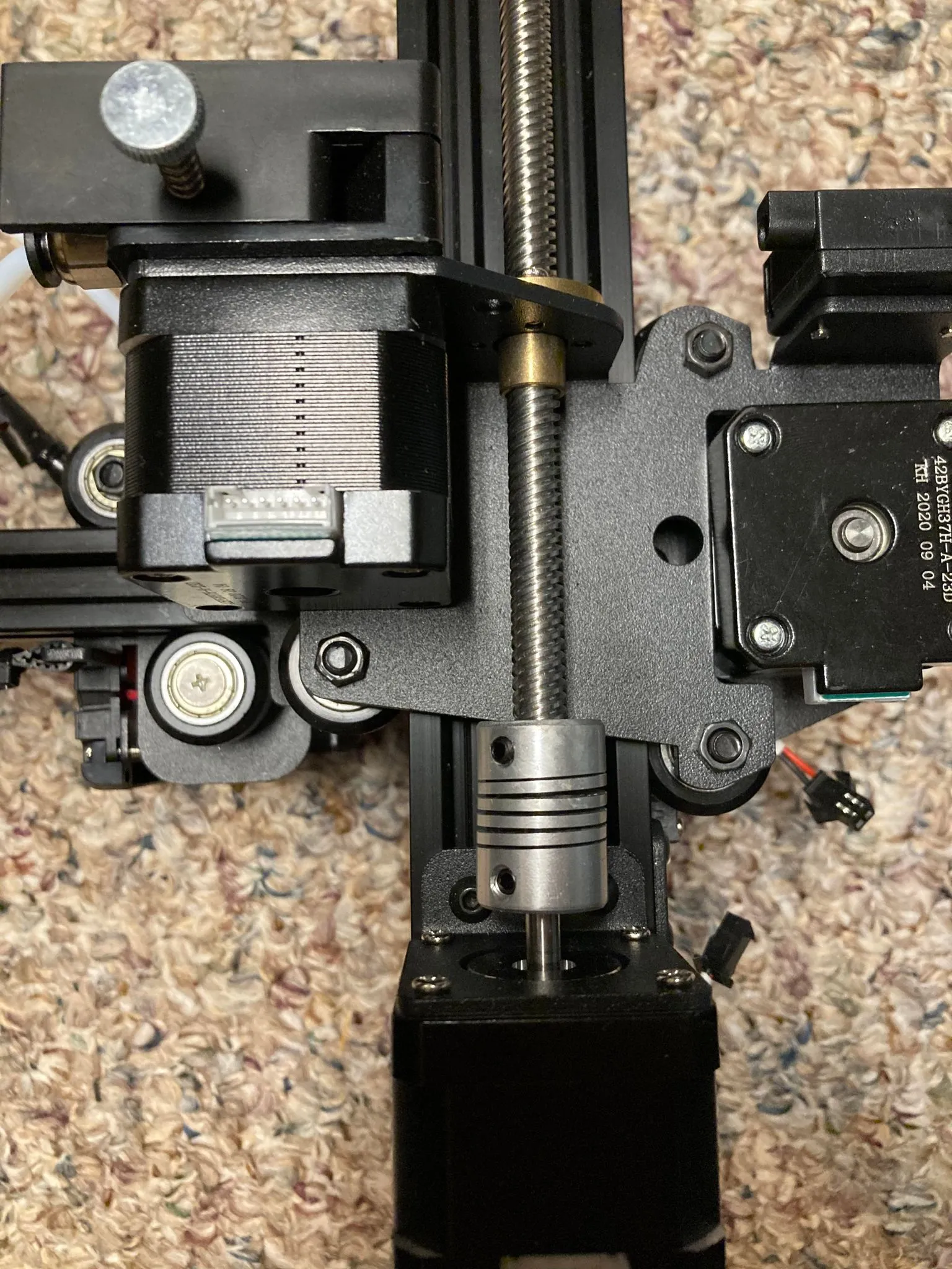 Máy cắt chai nhựa cộng đồng Recreator 3D