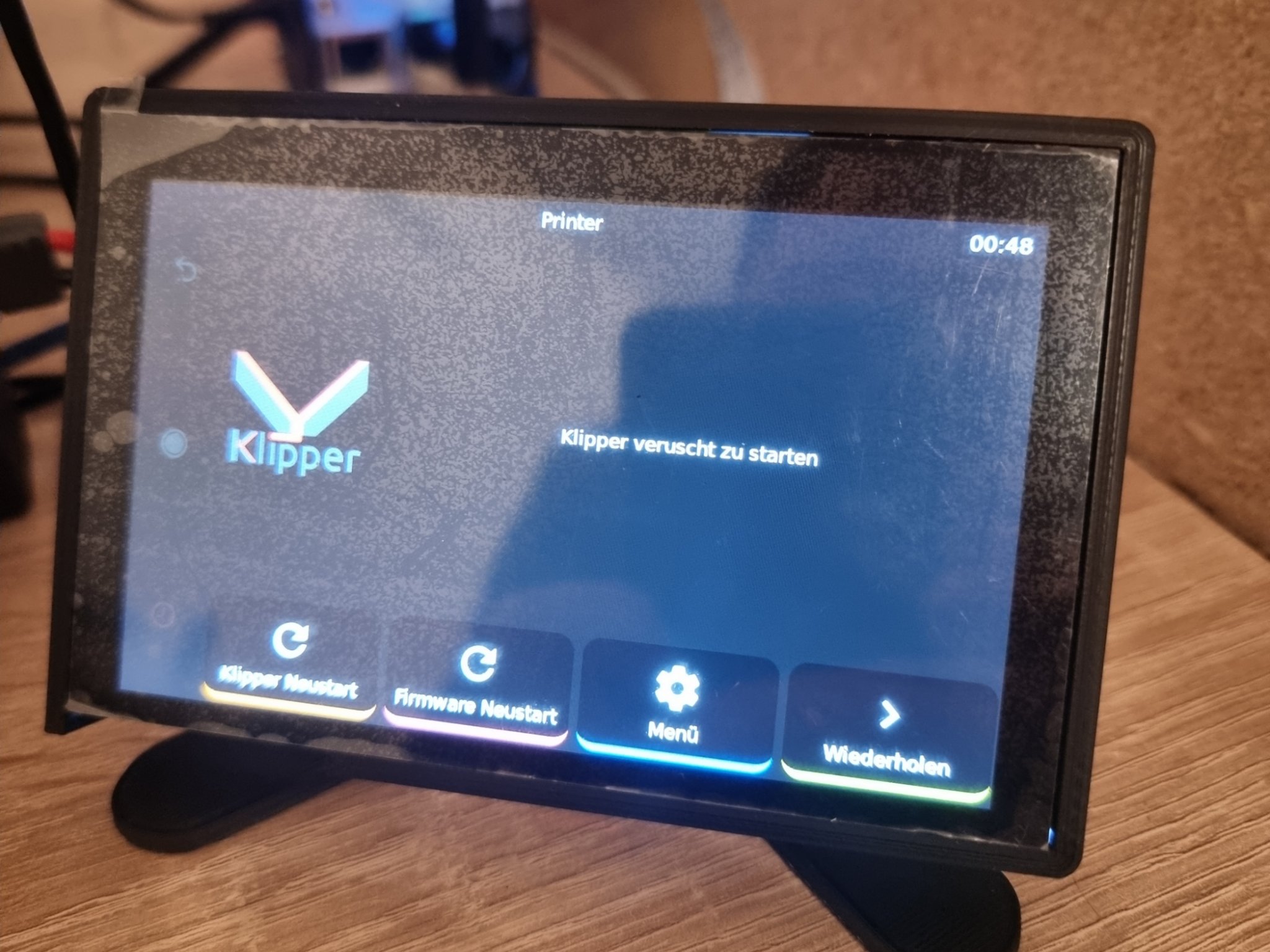 Vỏ máy BTT PI TFT50 v2.1 với chân đế