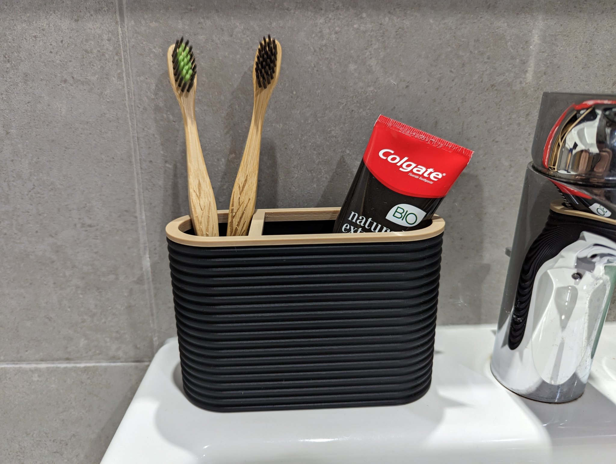 Giá đỡ bàn chải đánh răng và kem đánh răng 3D