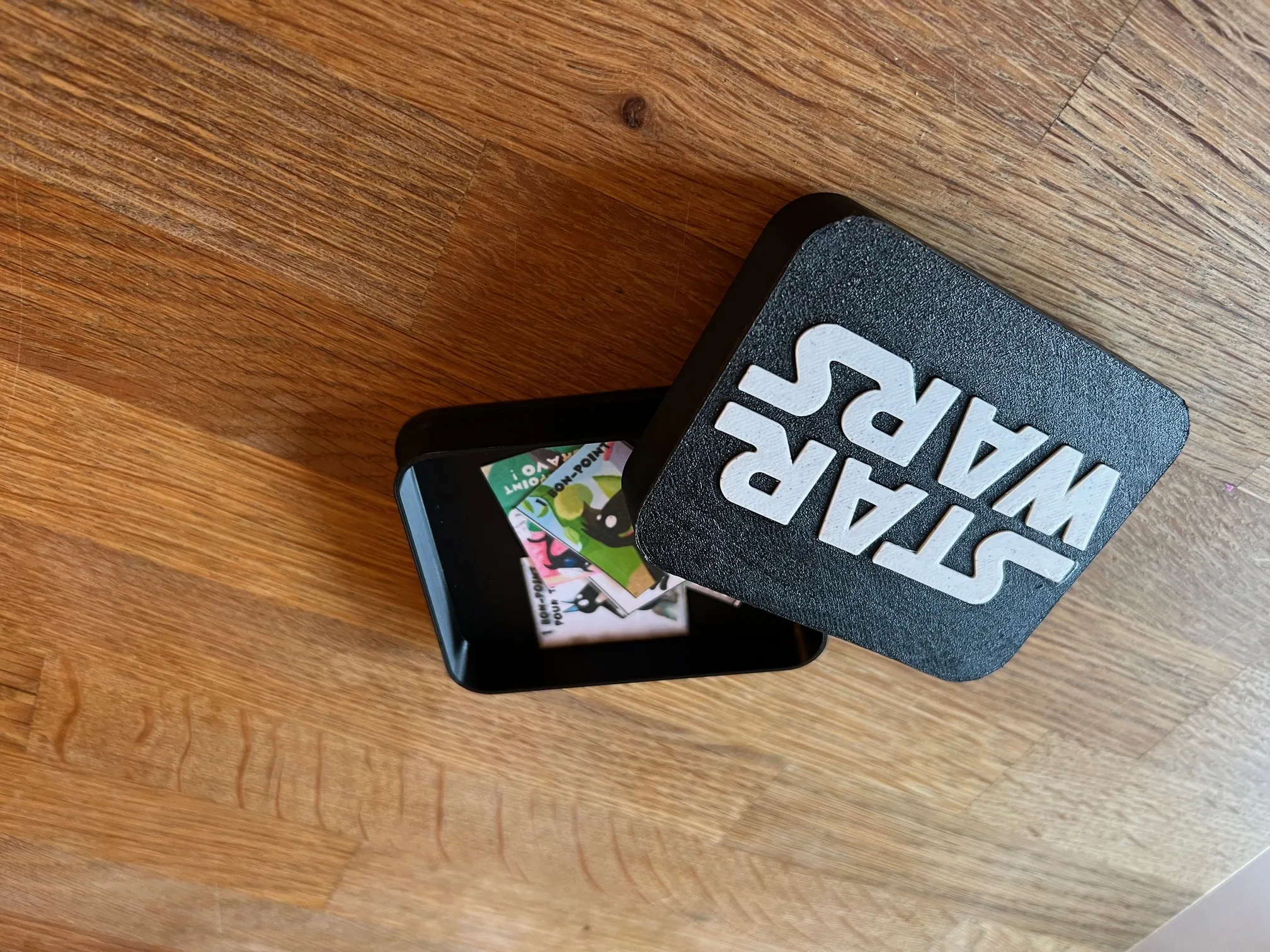 Hộp phiếu thưởng Star Wars cho trường học