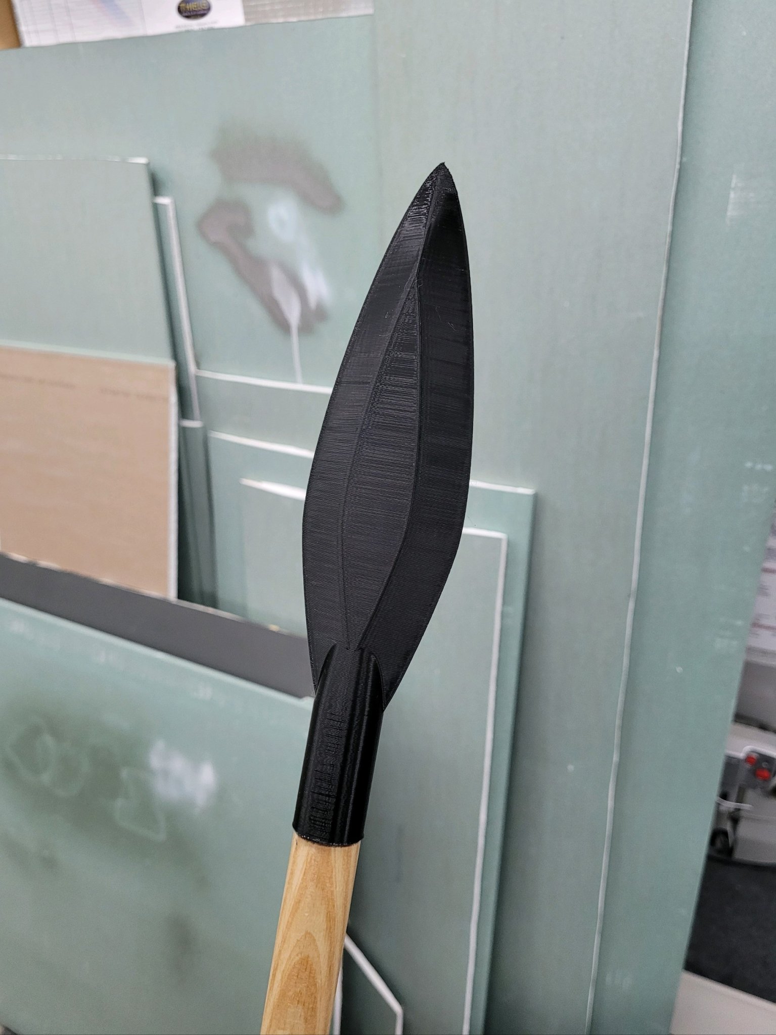 Đầu giáo mác chổi phù thủy