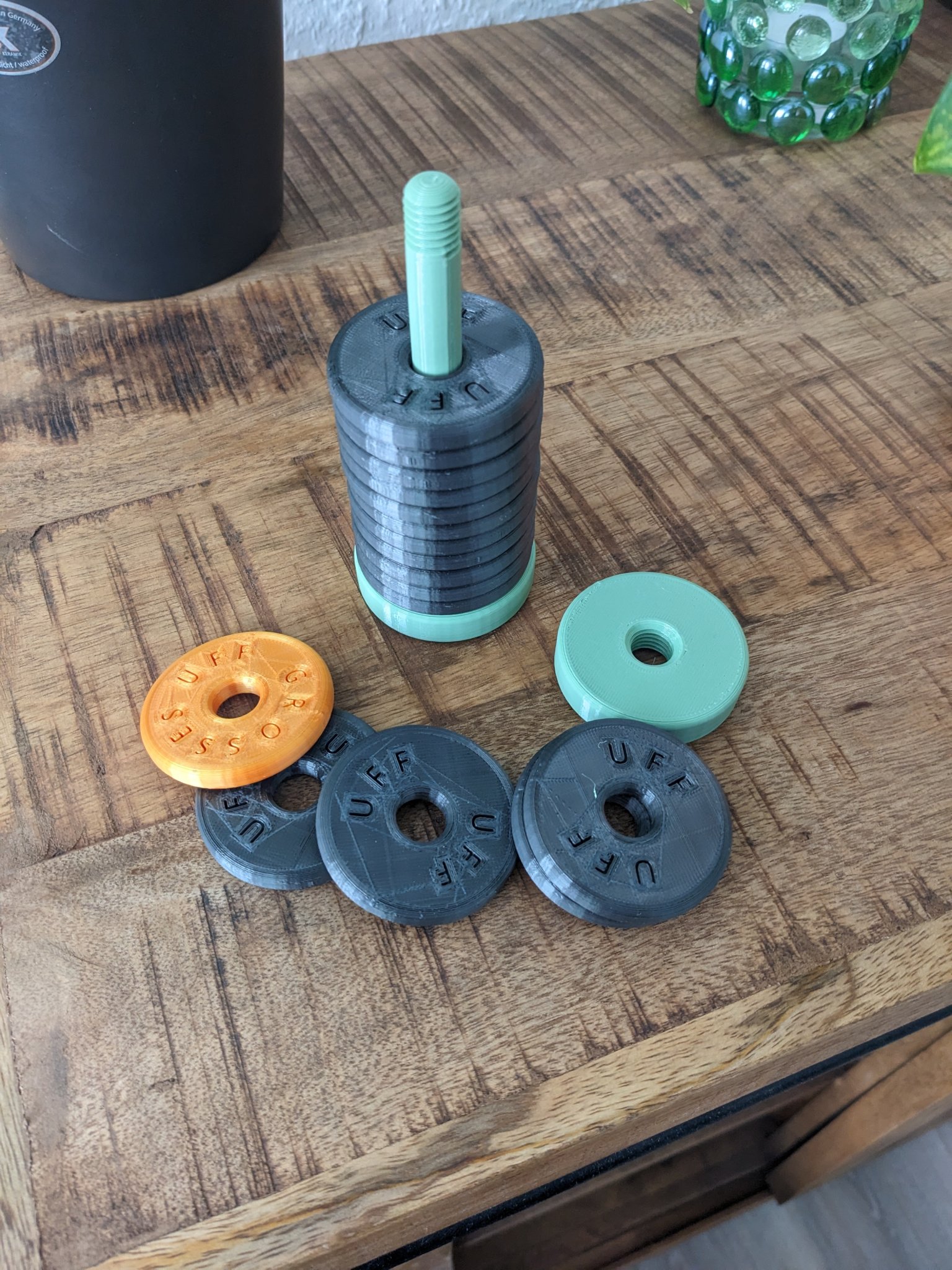 Bộ dụng cụ chơi game uống bia Schocken cho người đi du lịch