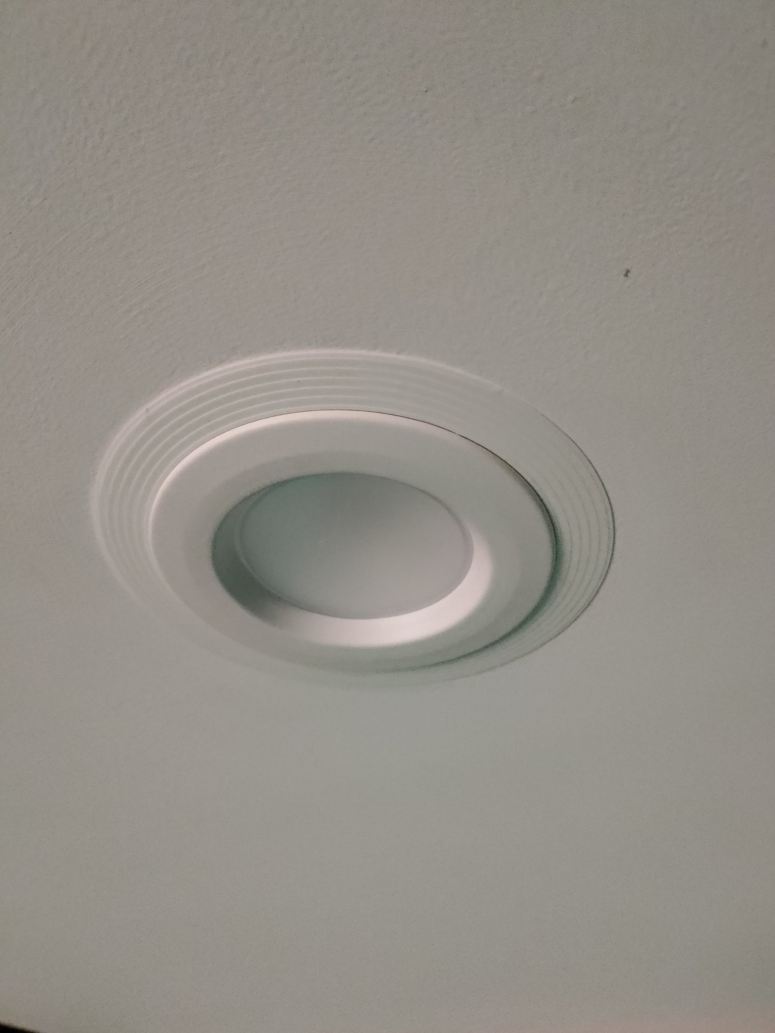 Viền đèn âm trần 4 inch cho ánh sáng LED