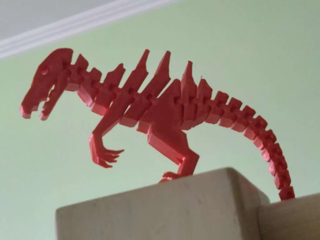 Spinoraptor linh hoạt với vây lưng độc đáo