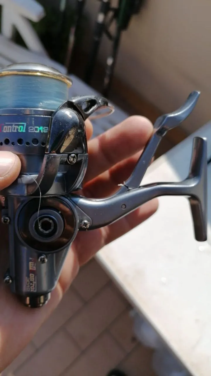 Cần điều khiển Mitchell thay thế cho cần bị hỏng