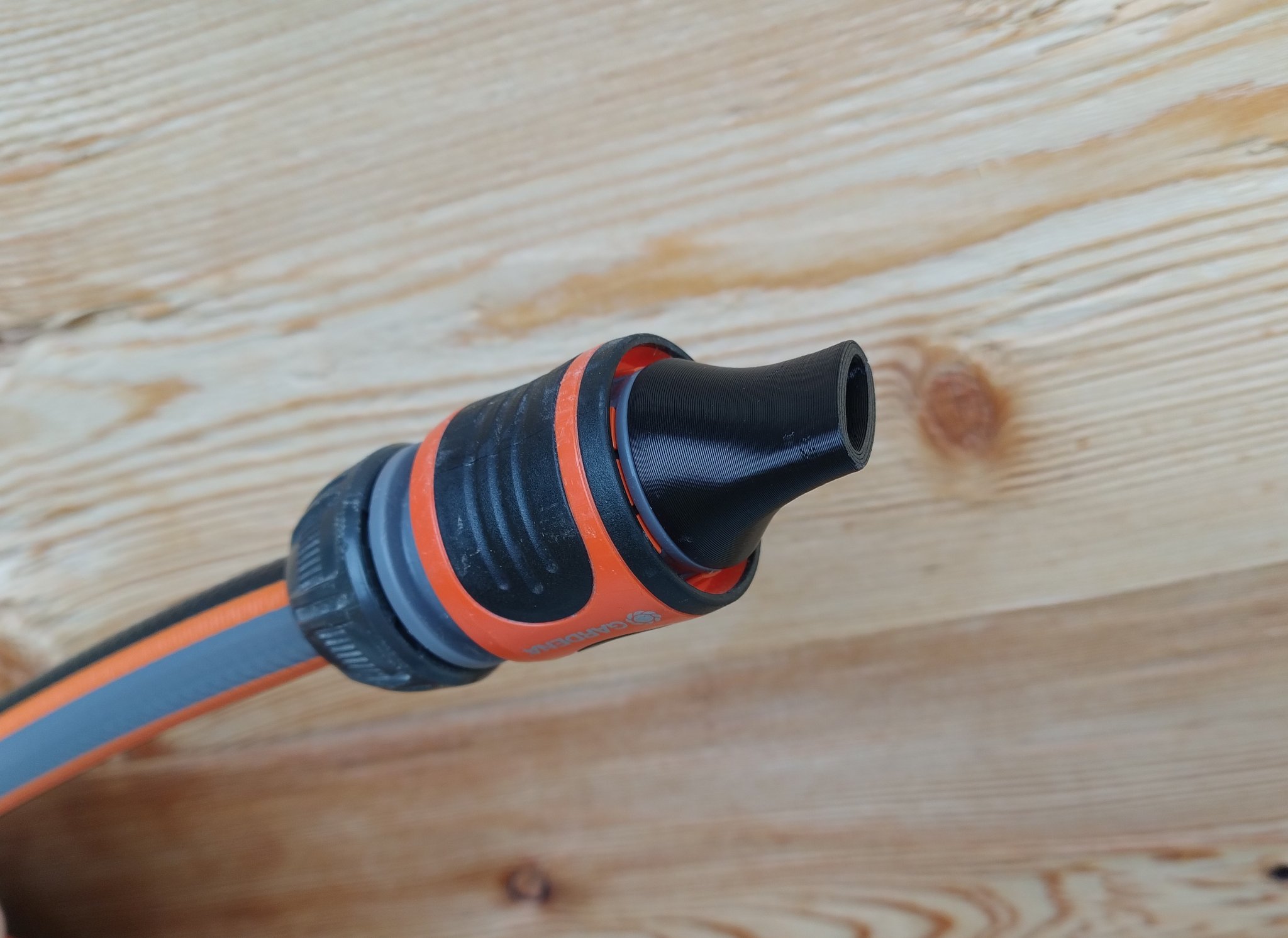 Vòi phun nước Gardena HF cho hệ thống tưới cao cấp