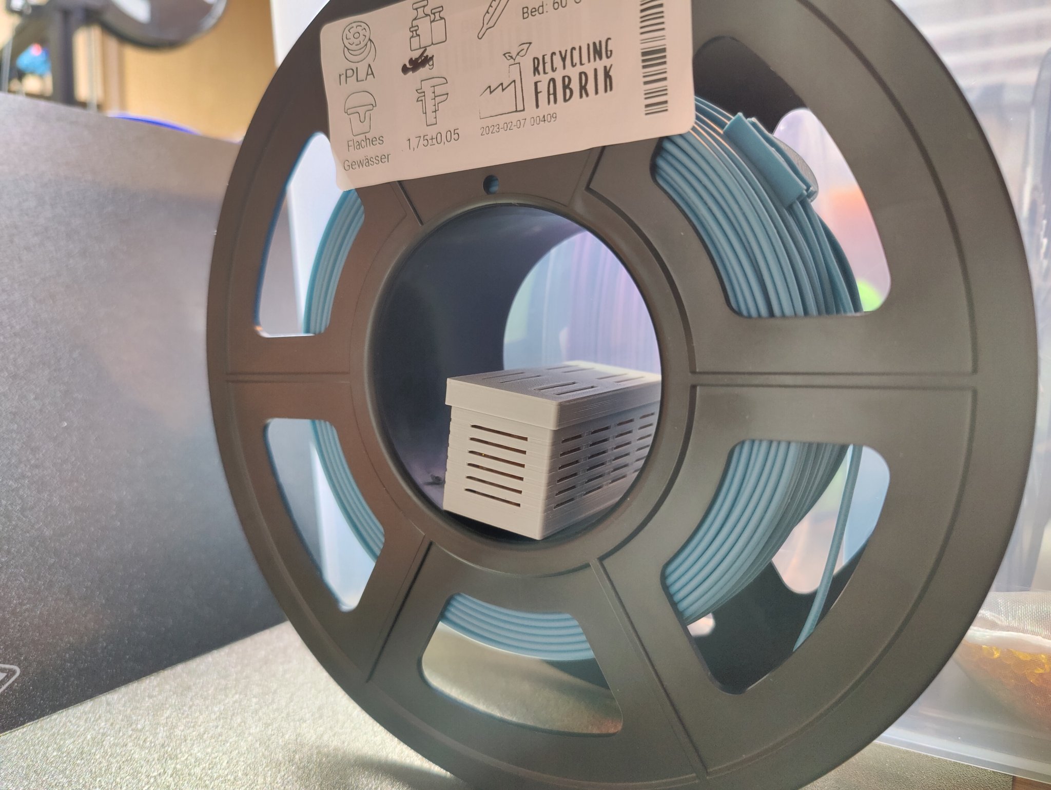 Hộp chứa chất hút ẩm silica gel cho cuộn filament