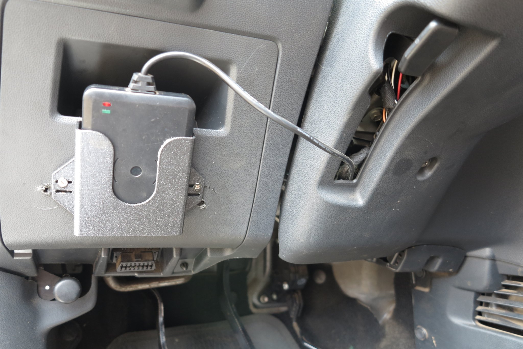 Giá đỡ hệ thống an ninh ô tô phiên bản 2