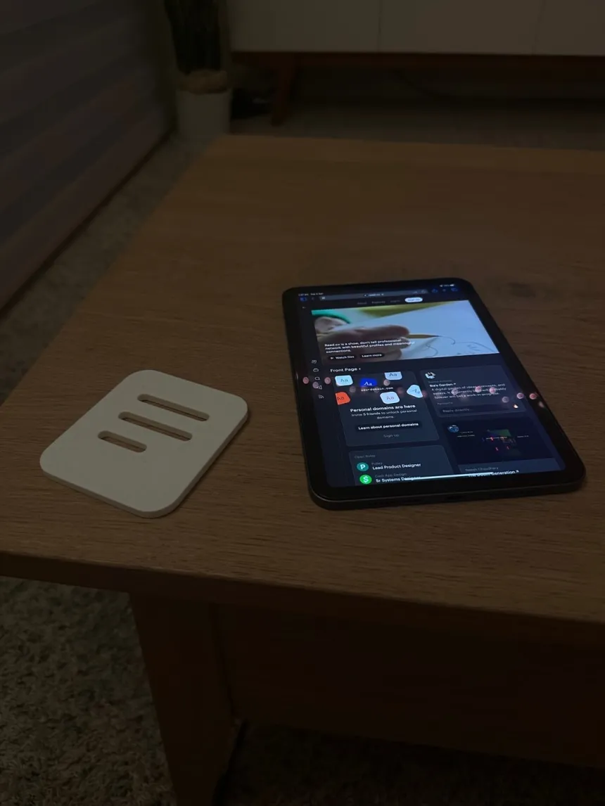 Đế ly có logo read.cv