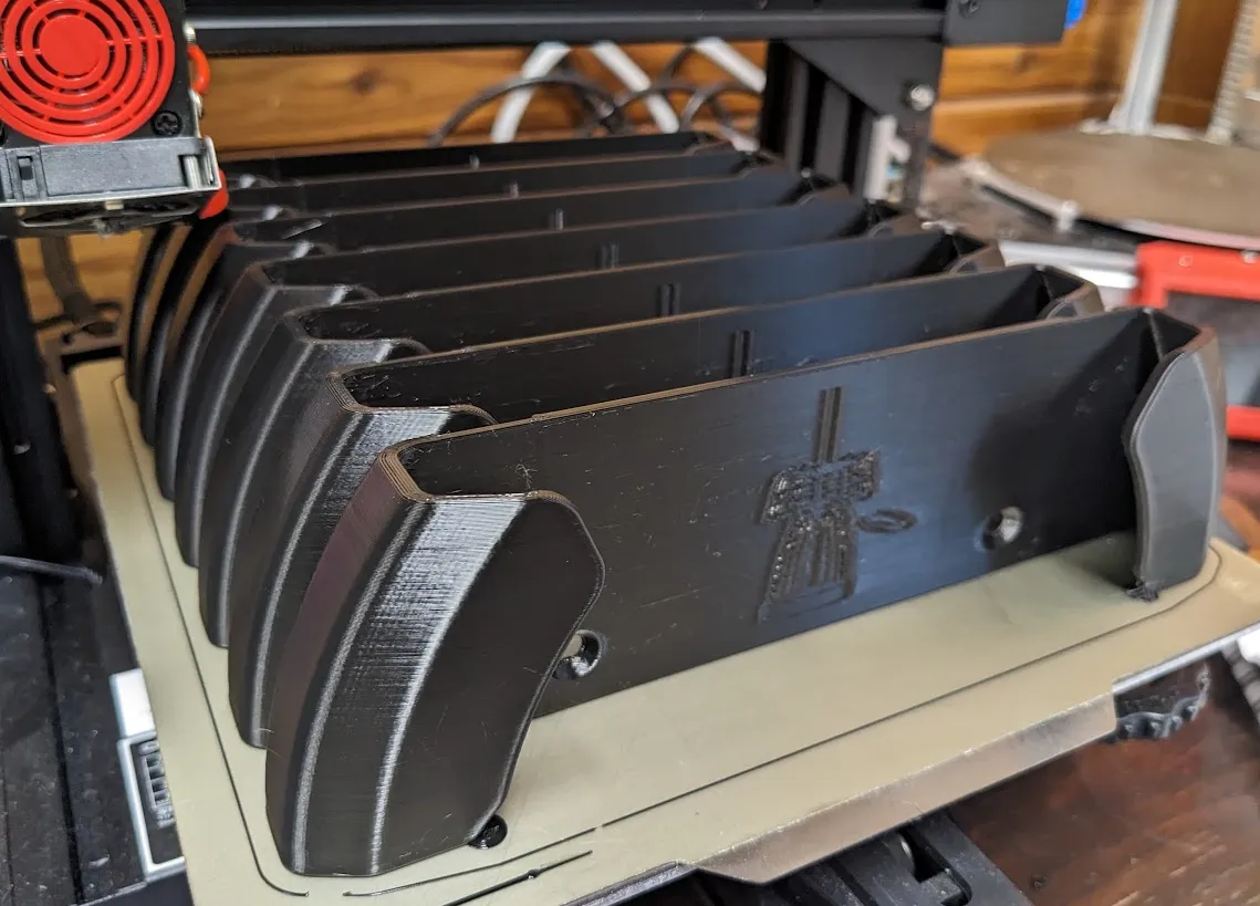 Giá đỡ tường cho đĩa golf (Loại 1)