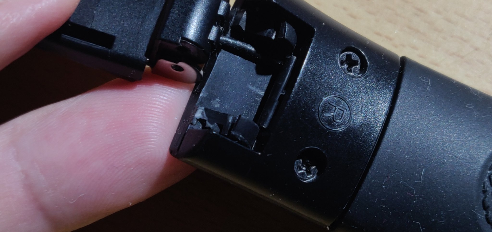 Dây đeo thay thế cho tai nghe Goodmans Wireless XE - Sửa bản lề