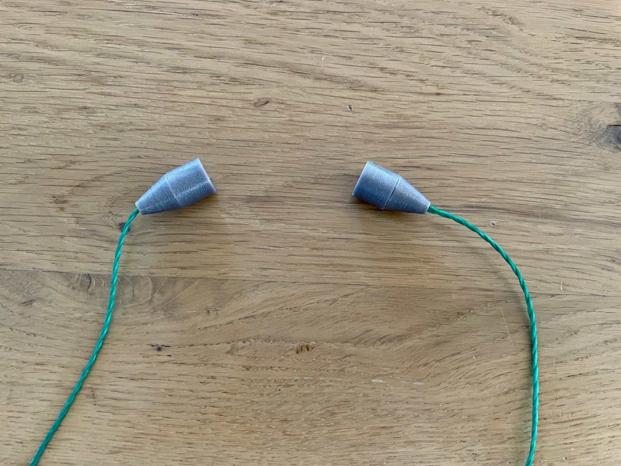 Khóa dây chuyền từ tính an toàn cho trẻ em