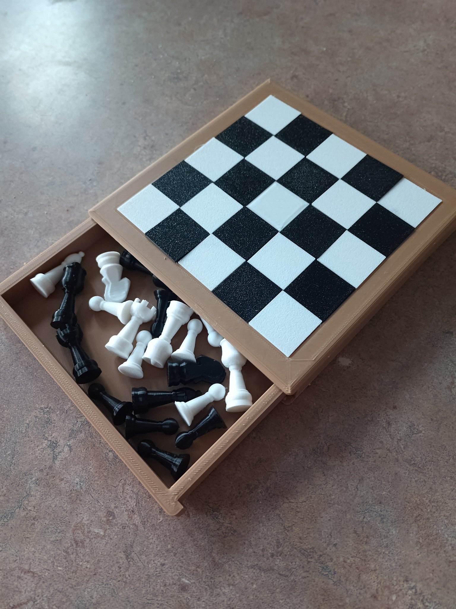 Bàn cờ vua mini 5x5 cho chuyến du lịch