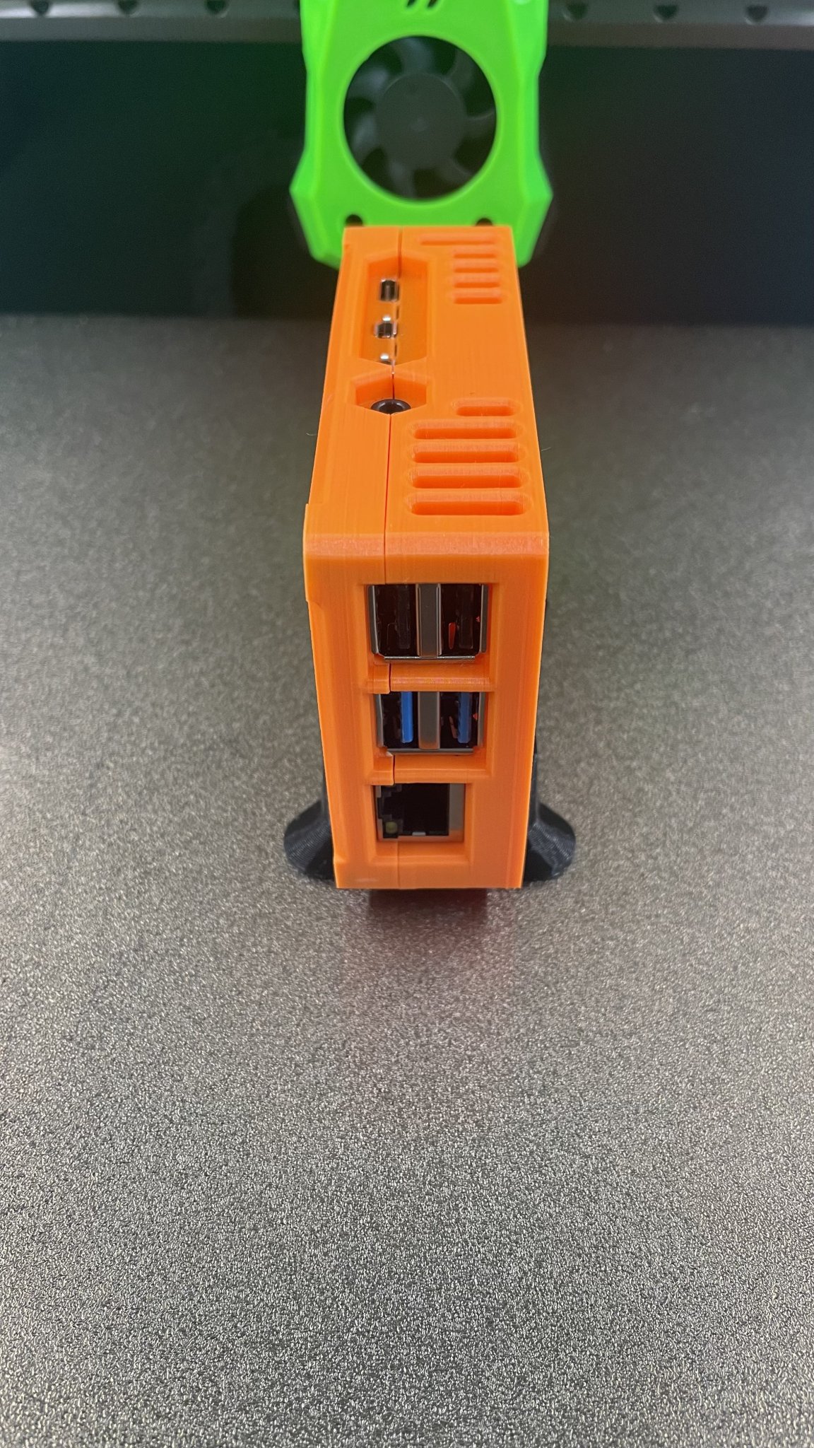 Vỏ case cho Raspberry Pi 4 với tản nhiệt và quạt Geekworm