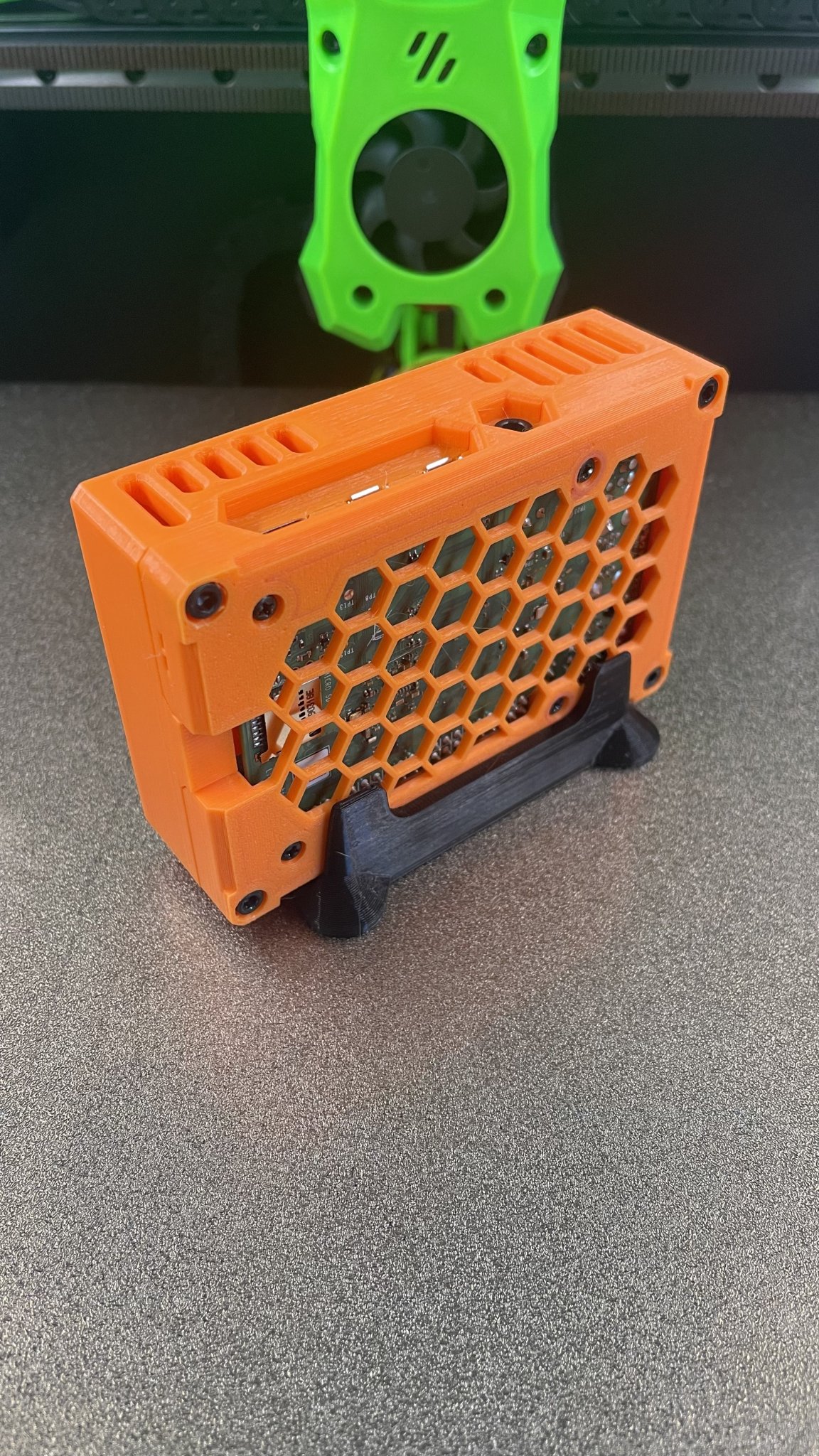 Vỏ case cho Raspberry Pi 4 với tản nhiệt và quạt Geekworm