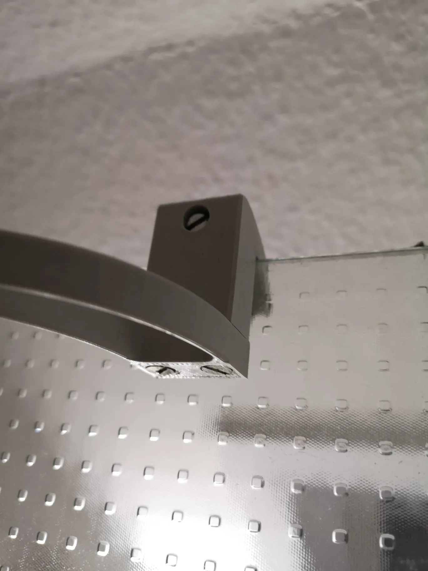 Cái chặn cửa có lò xo cho cửa phòng tắm