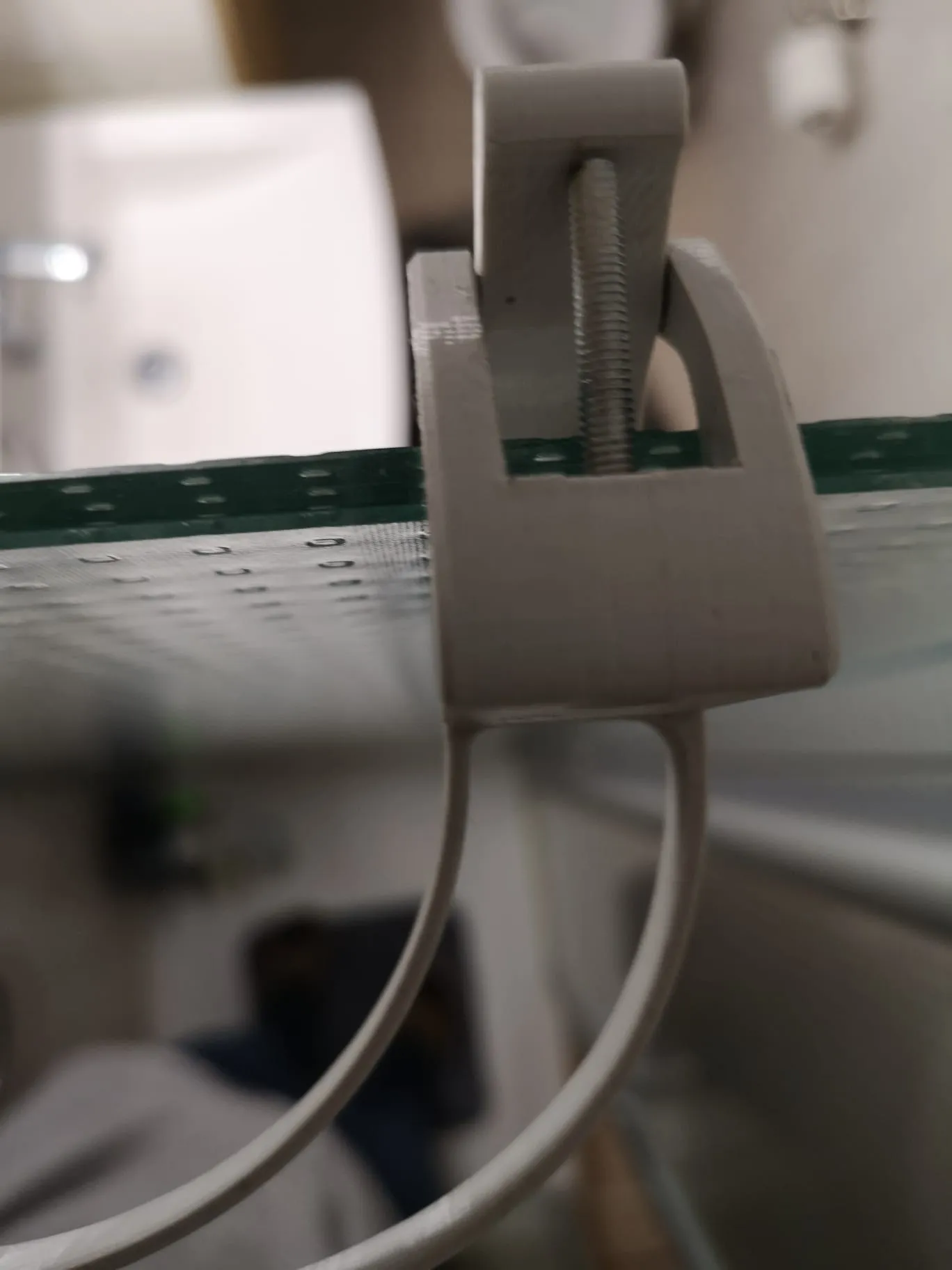 Cái chặn cửa có lò xo cho cửa phòng tắm