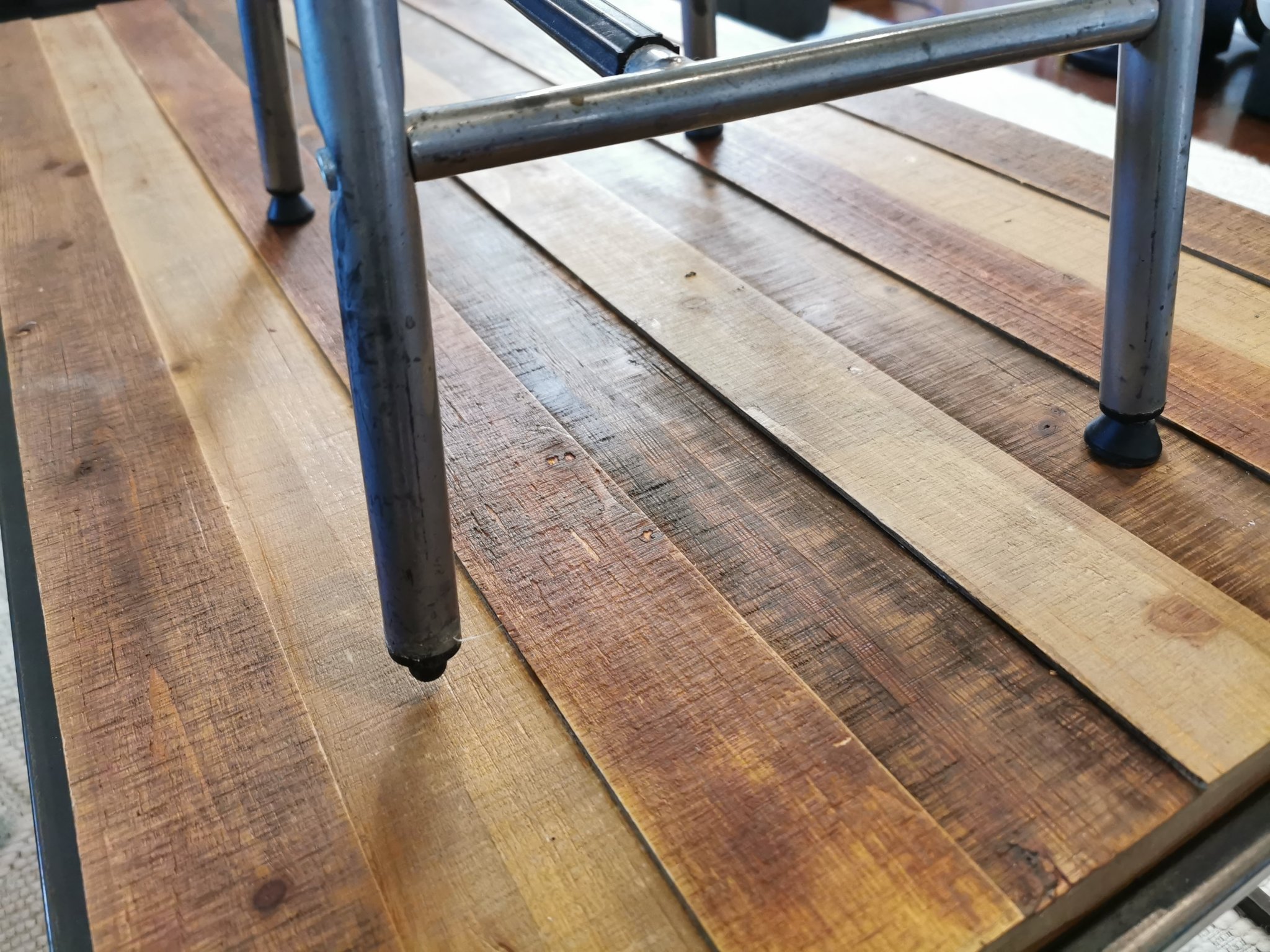 Ghế bar Ikea Sune với chân thay thế in 3D