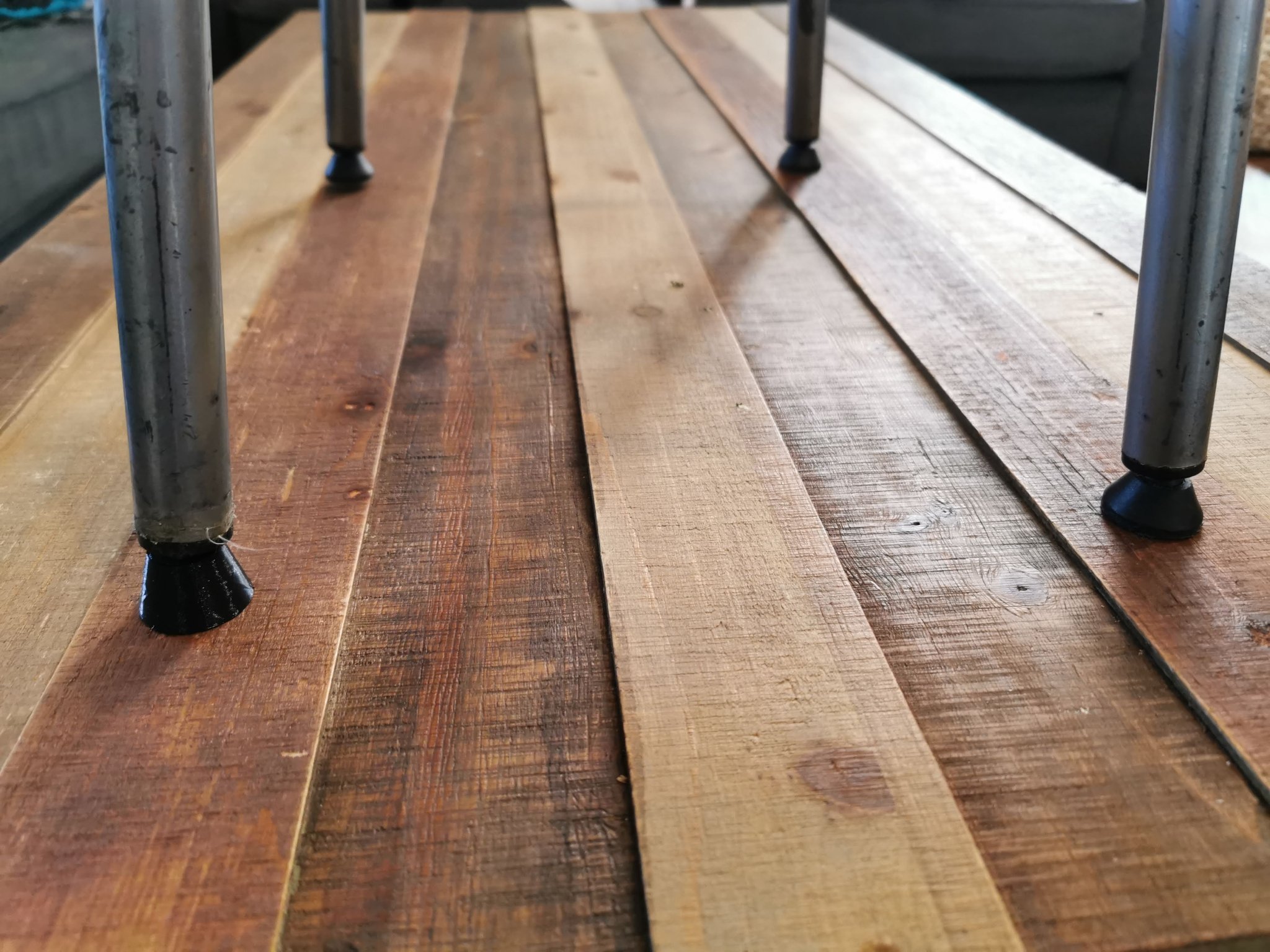 Ghế bar Ikea Sune với chân thay thế in 3D