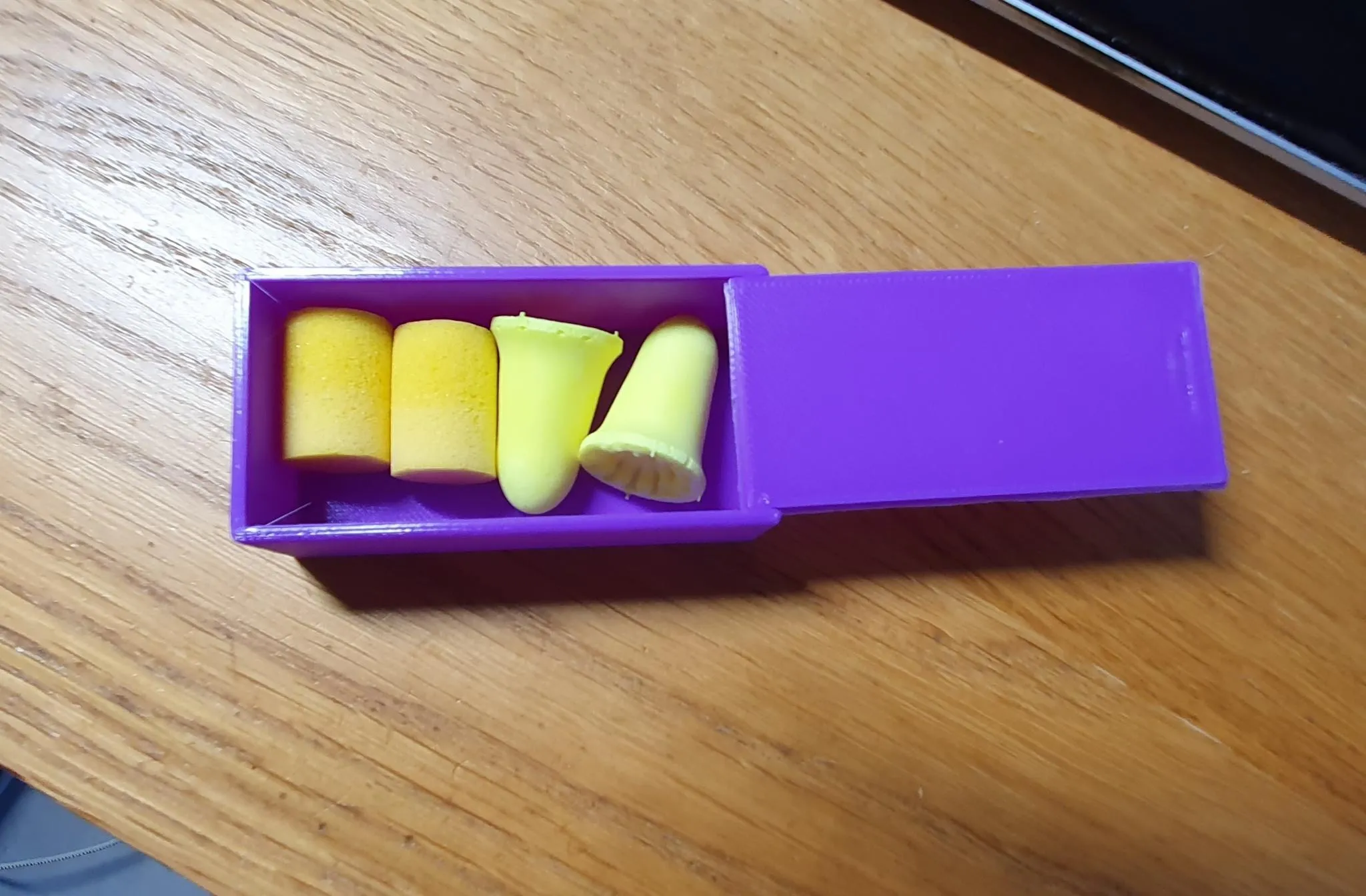 Hộp đựng tai nghe du lịch bảo vệ tai nghe của bạn