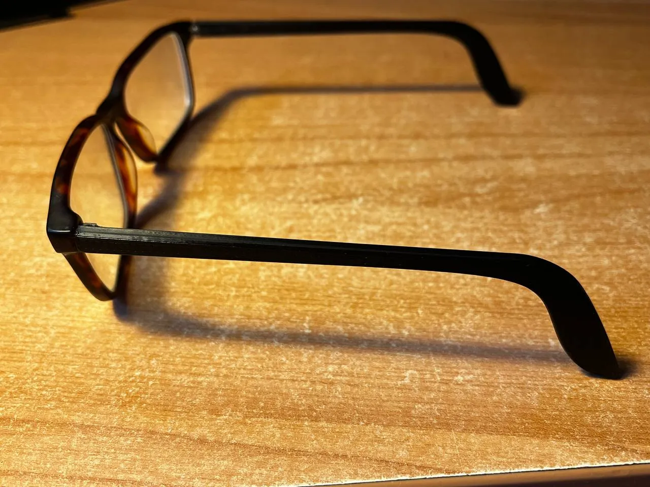 Gọng kính thay thế cho kính Hackett Greenwich