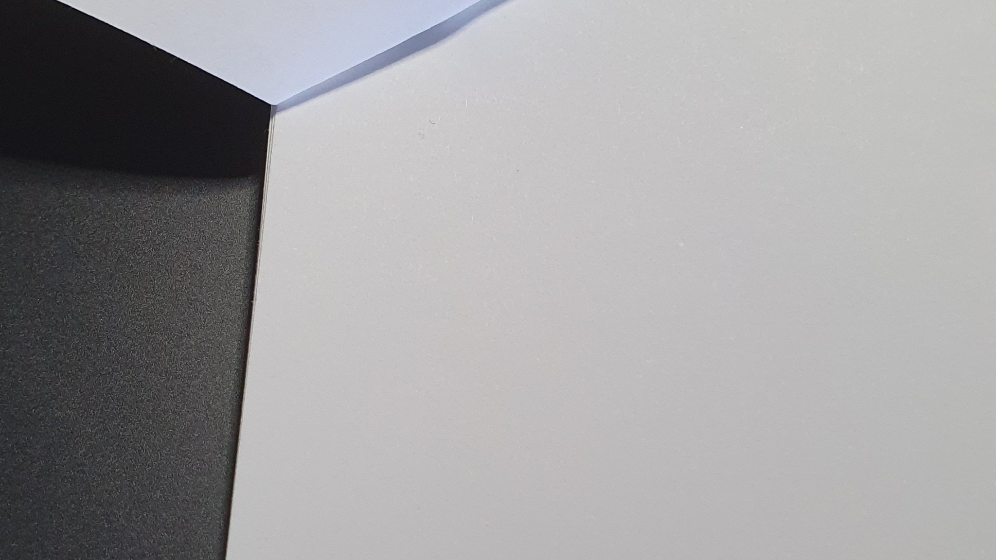 Kẹp giấy đơn giản và hiệu quả cho văn phòng