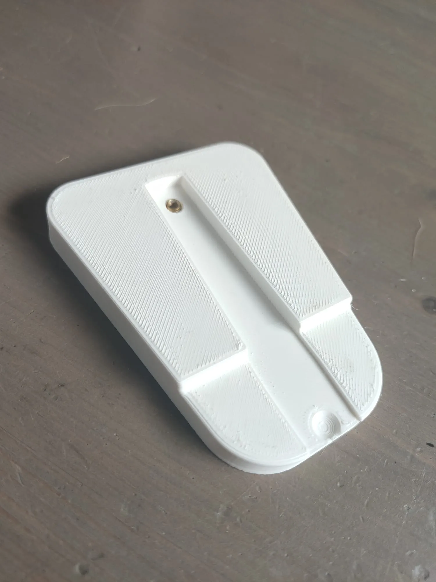 Cơ sở hỗ trợ cắt móng tay cho người khuyết tật