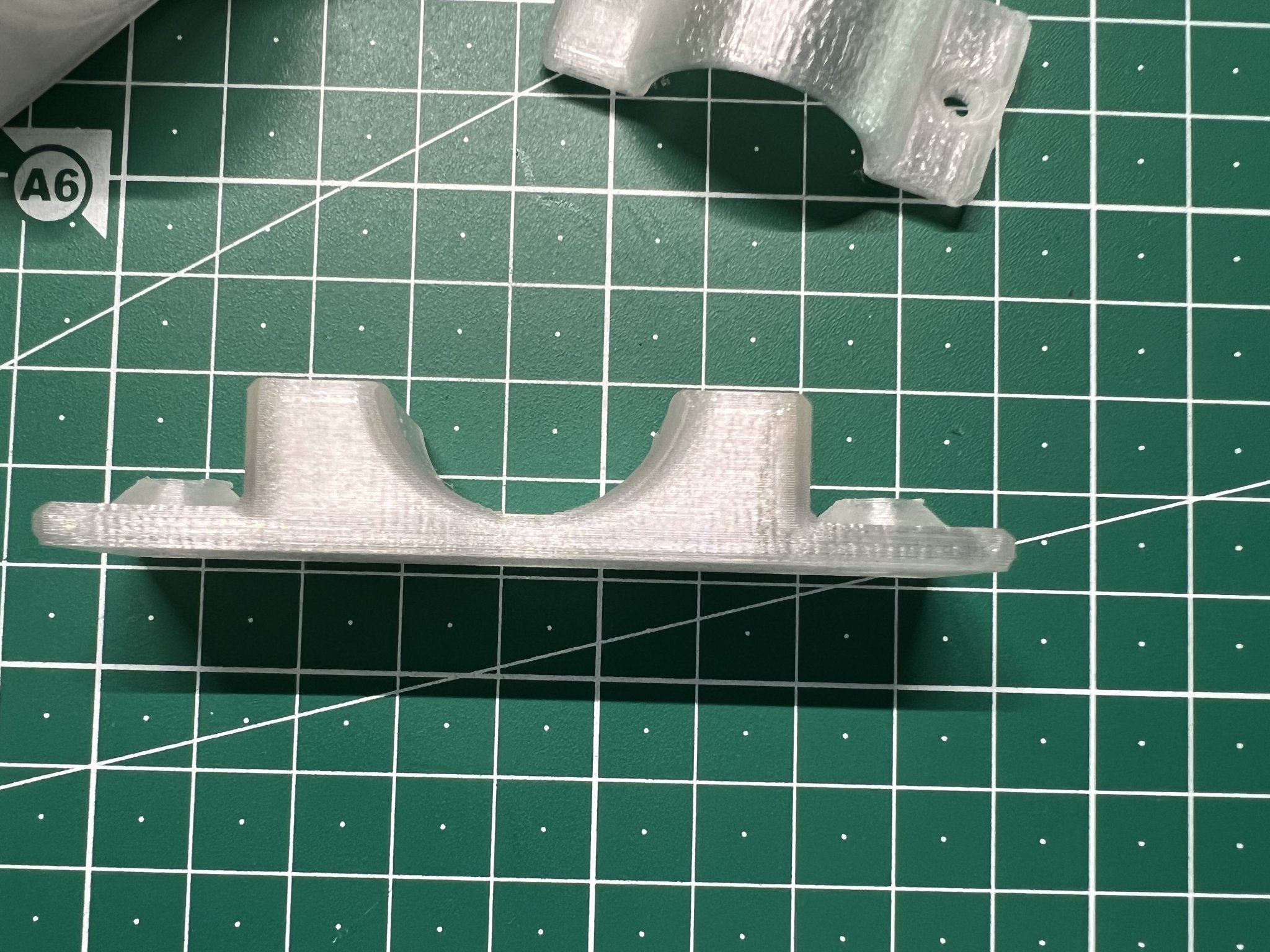 Giá đỡ mũi tên gỗ cho đám cưới