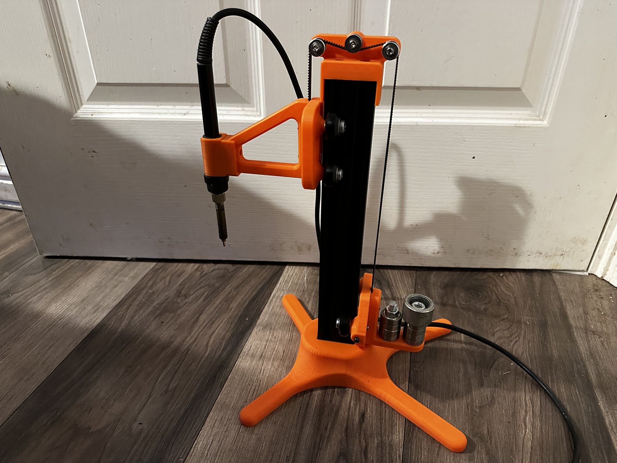 Công cụ lắp đặt chèn nhiệt cho các dự án DIY