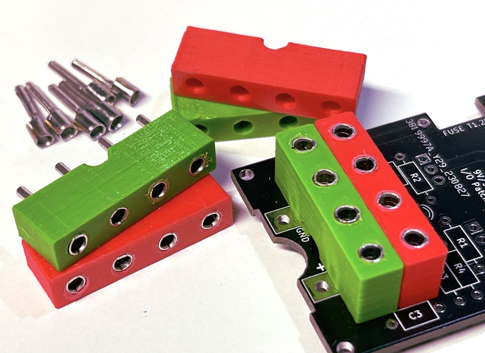 Rail kết nối cho busses 2,6 mm và đầu nối Dupont