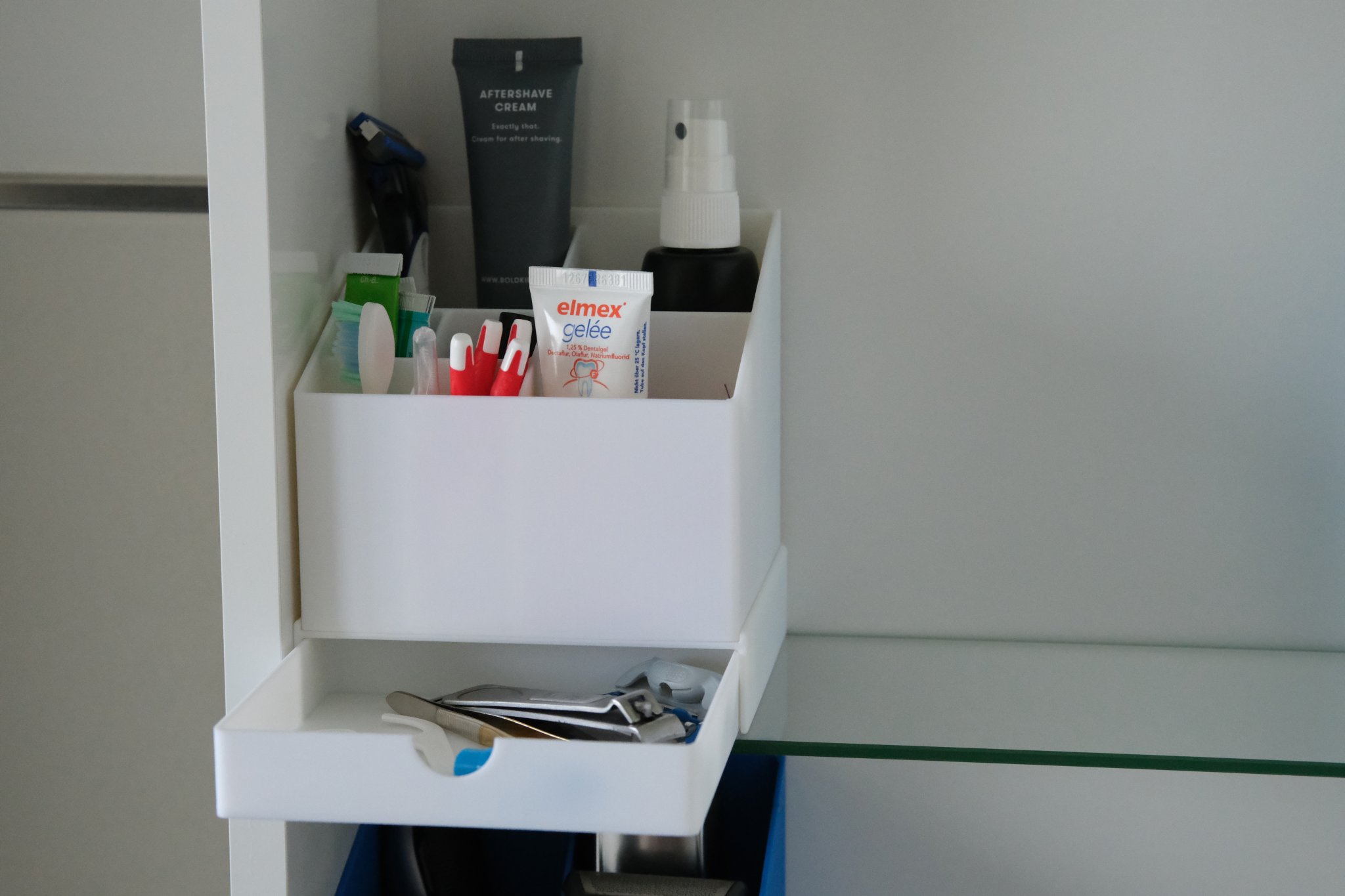 Giá đỡ tổ chức nhỏ cho tủ gương phòng tắm