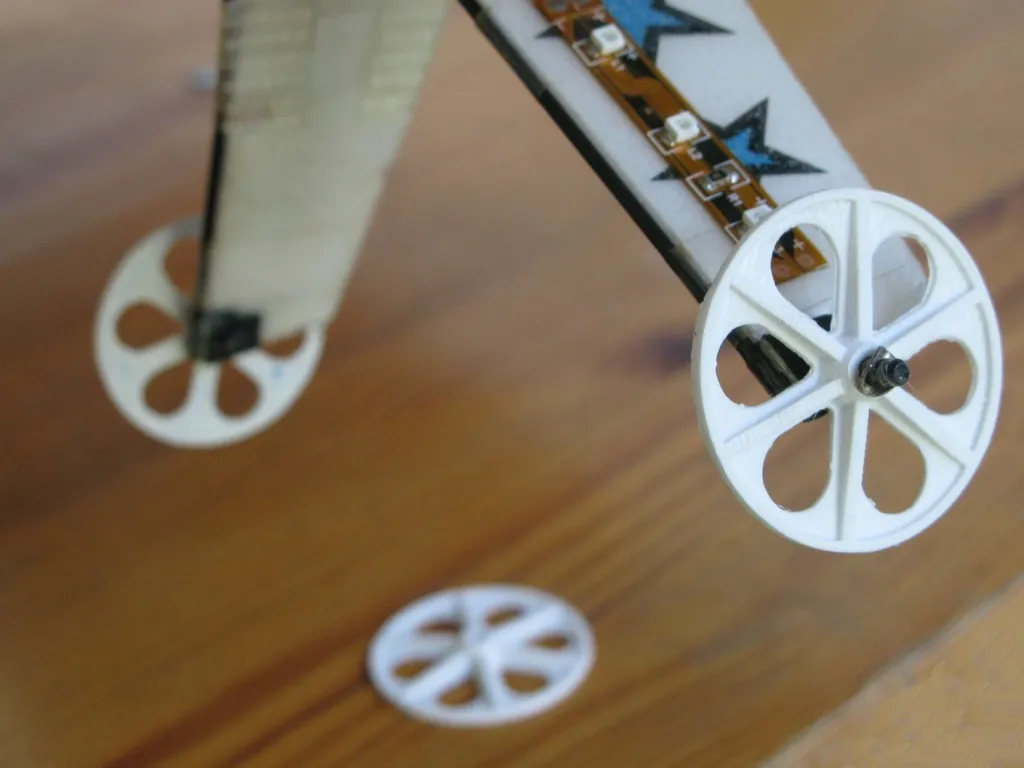 Bánh xe thay thế cho R/C Slowflyer / Shockflyer tùy chỉnh