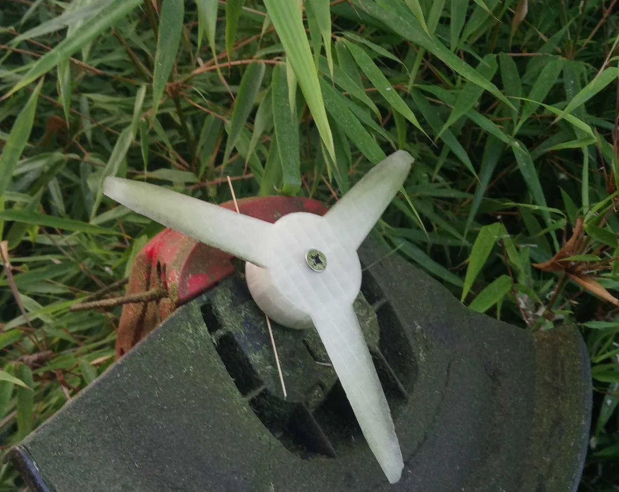 Đầu thay thế đa lưỡi cho máy cắt cỏ Einhell GC-CT 18/24