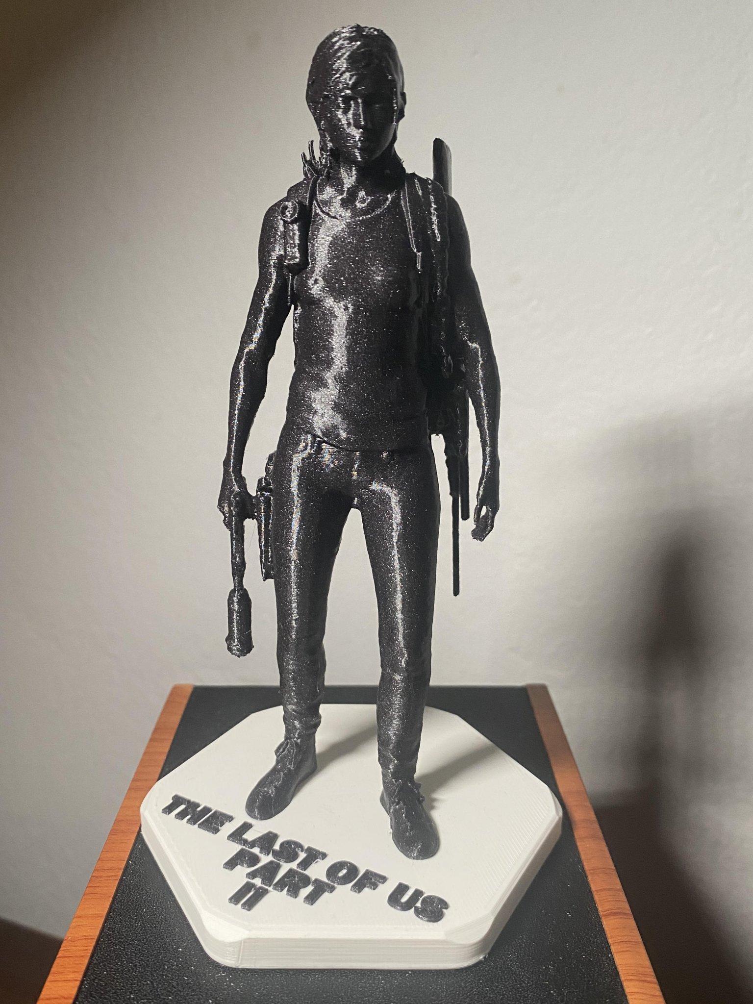 Ellie - Nhân vật trong The Last of Us phần 2 tại Santa Barbara