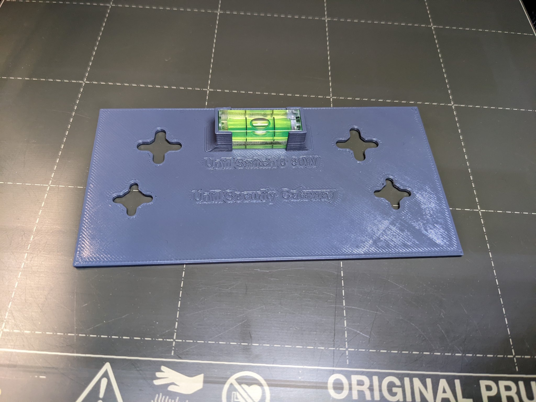 Giá đỡ lắp tường cho Unifi Security Gateway và Switch