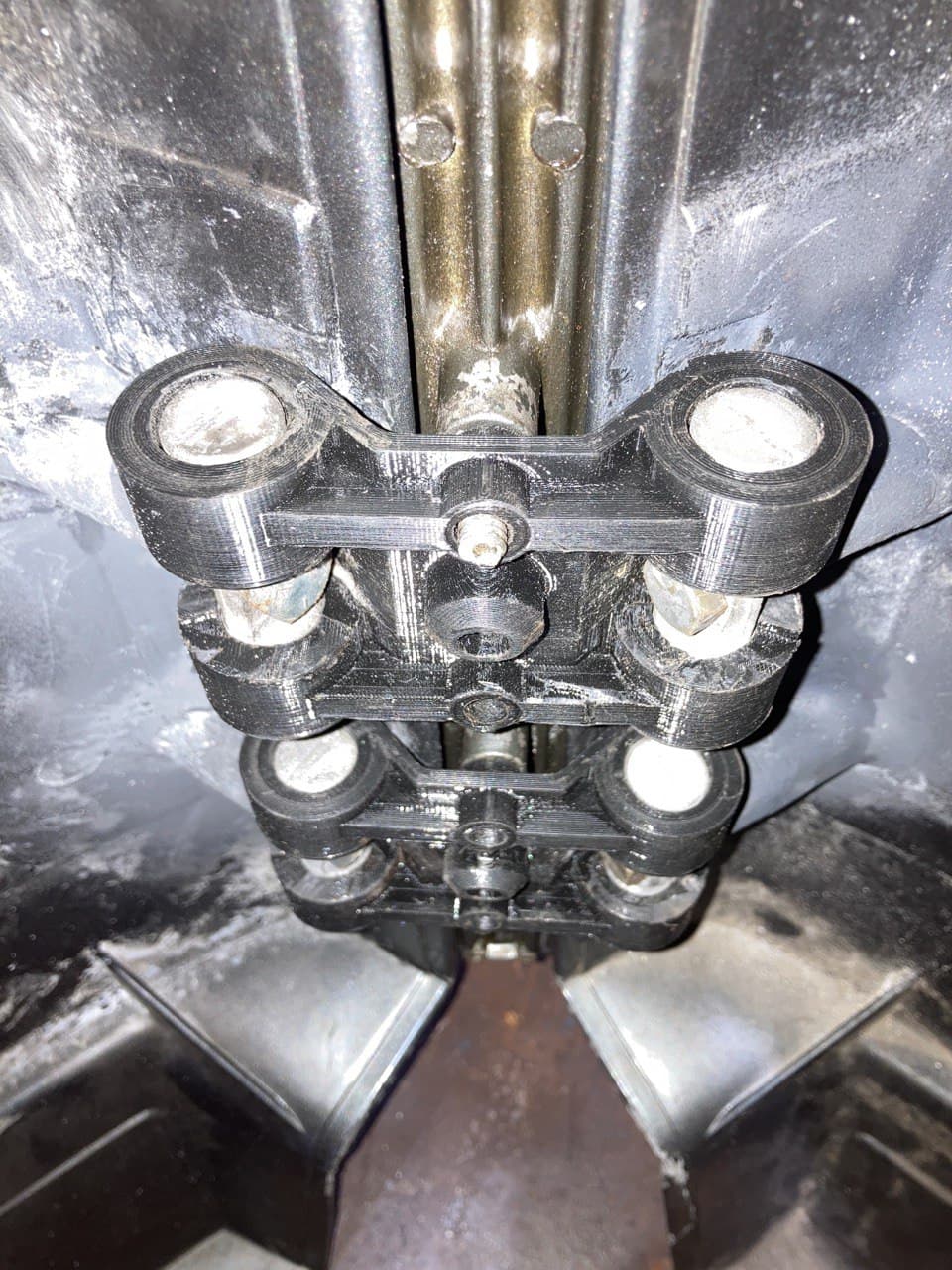 Bản lề động cơ Mariner phục hồi từ bộ phận hỏng