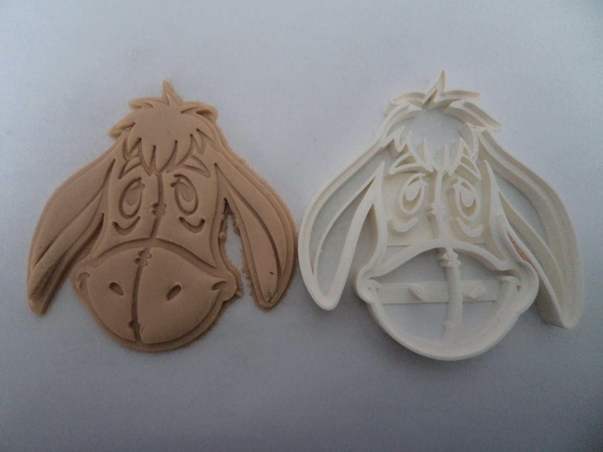 Công cụ cắt bánh quy Eeyore từ Winnie the Pooh