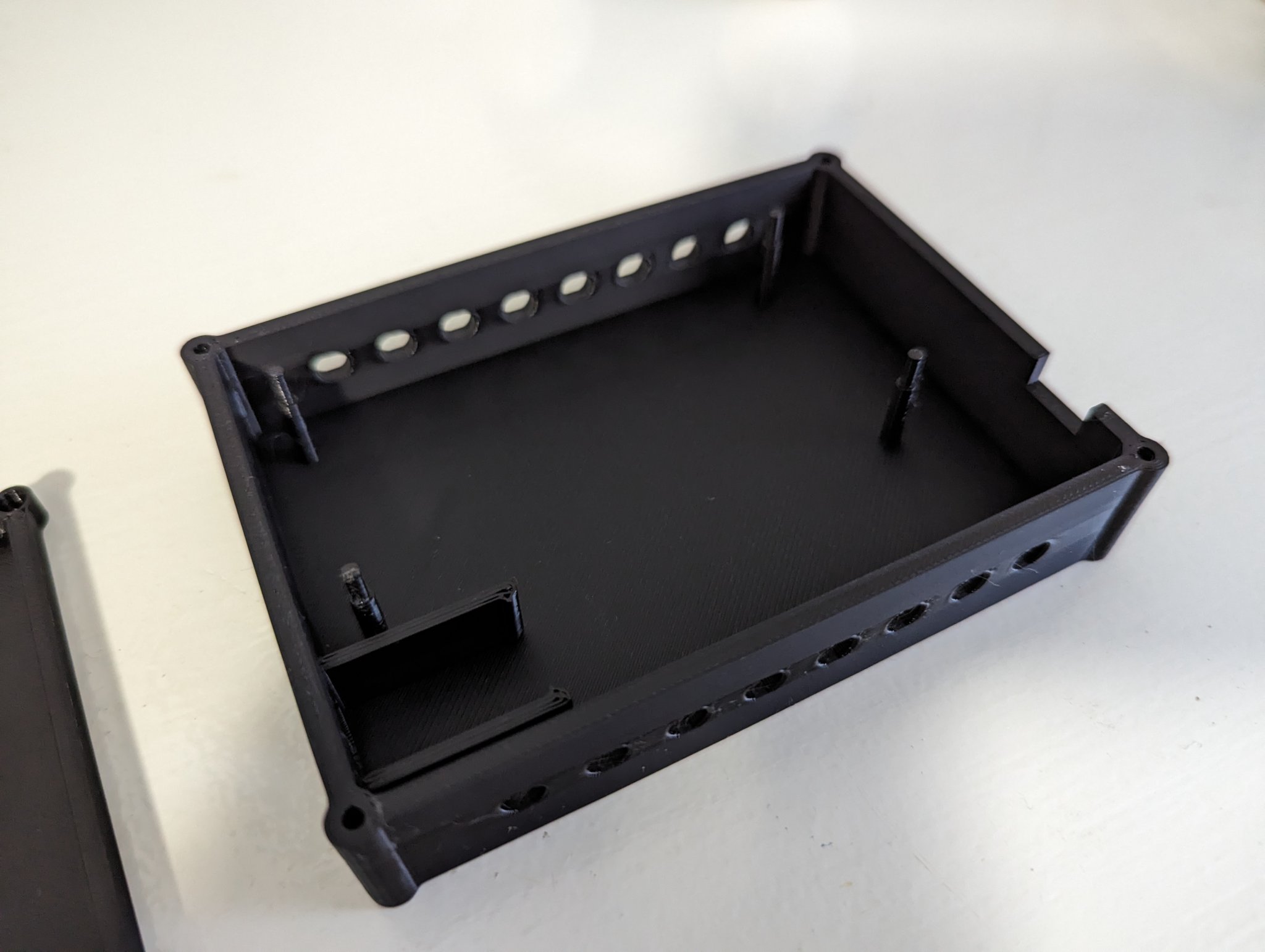 Vỏ hộp cho bảng thử nghiệm ElectroCookie với kết nối điện ...