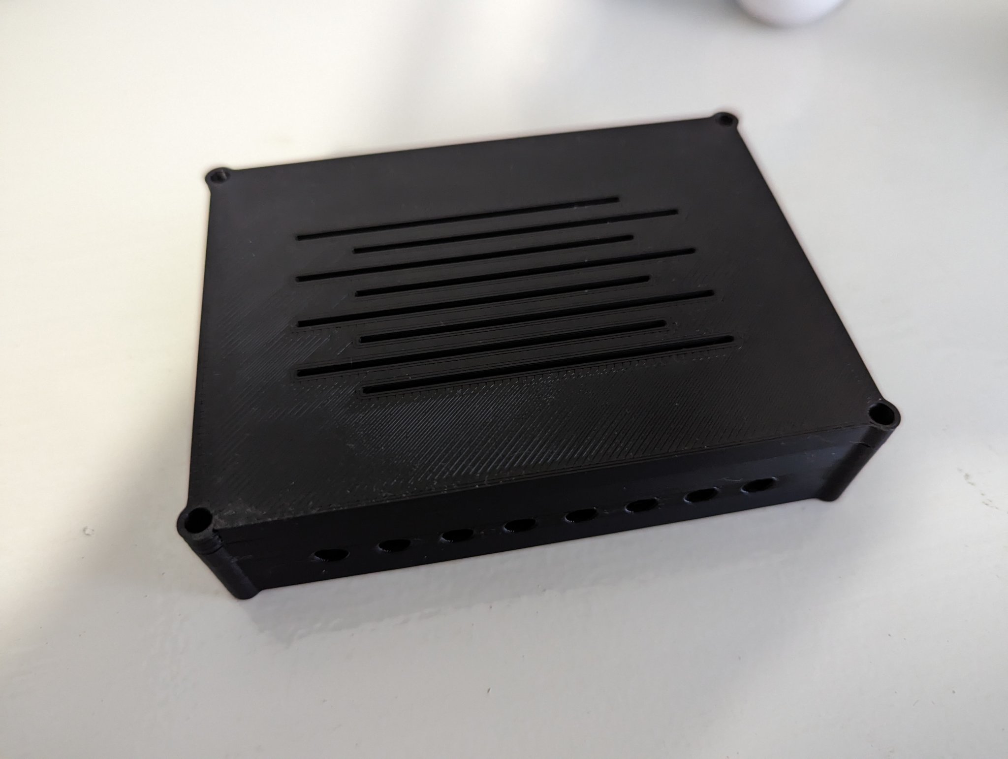 Vỏ hộp cho bảng thử nghiệm ElectroCookie với kết nối điện ...