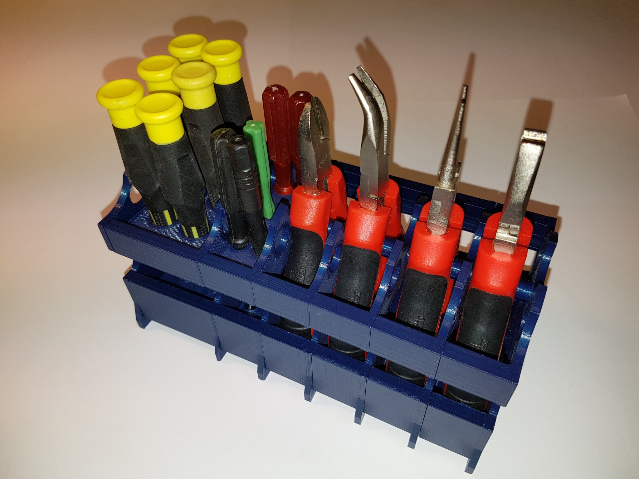 Giá đỡ công cụ để bàn mô-đun V 2.0 (Cặp; Kìm; Tuốc nơ vít)