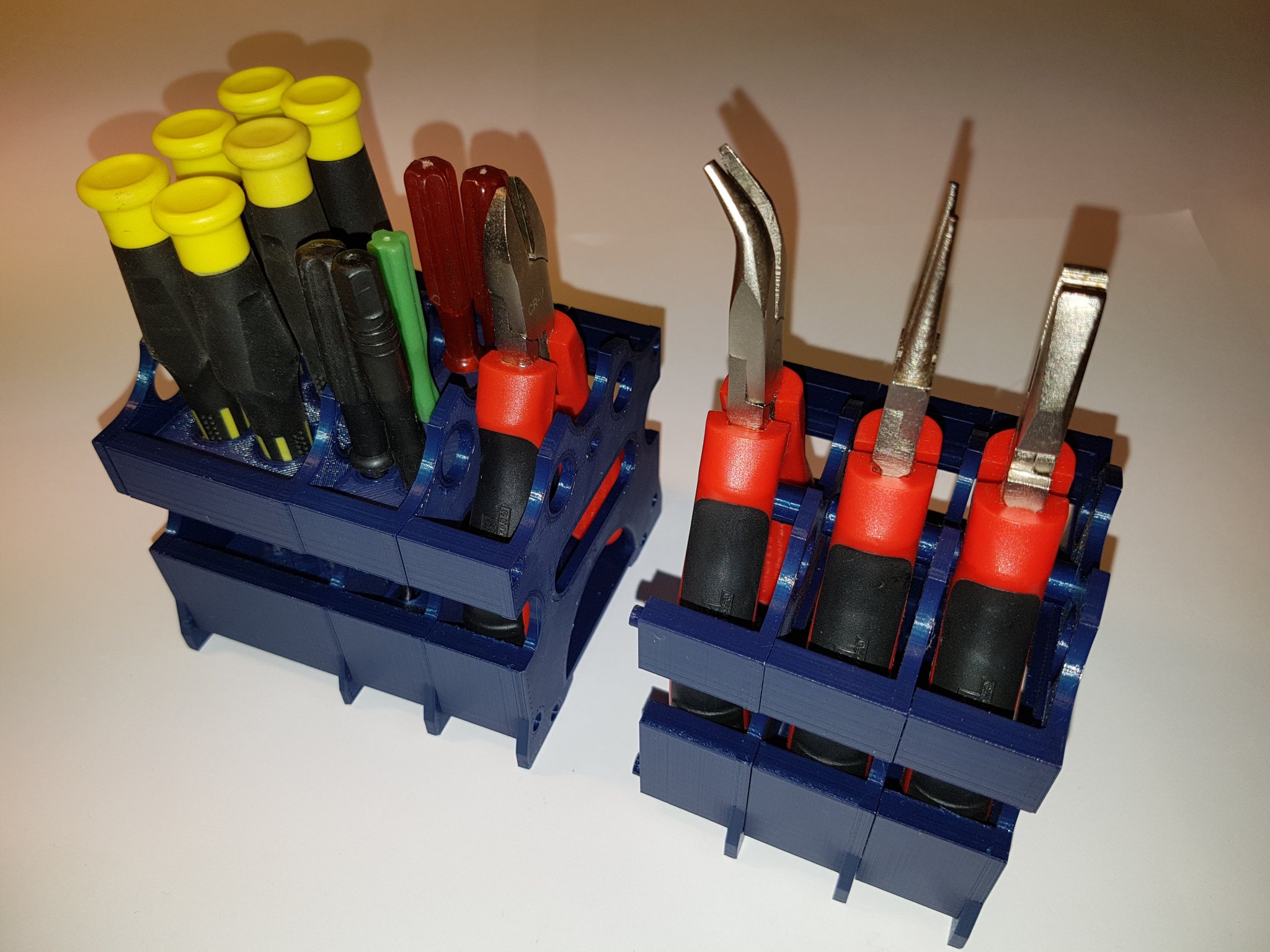 Giá đỡ công cụ để bàn mô-đun V 2.0 (Cặp; Kìm; Tuốc nơ vít)